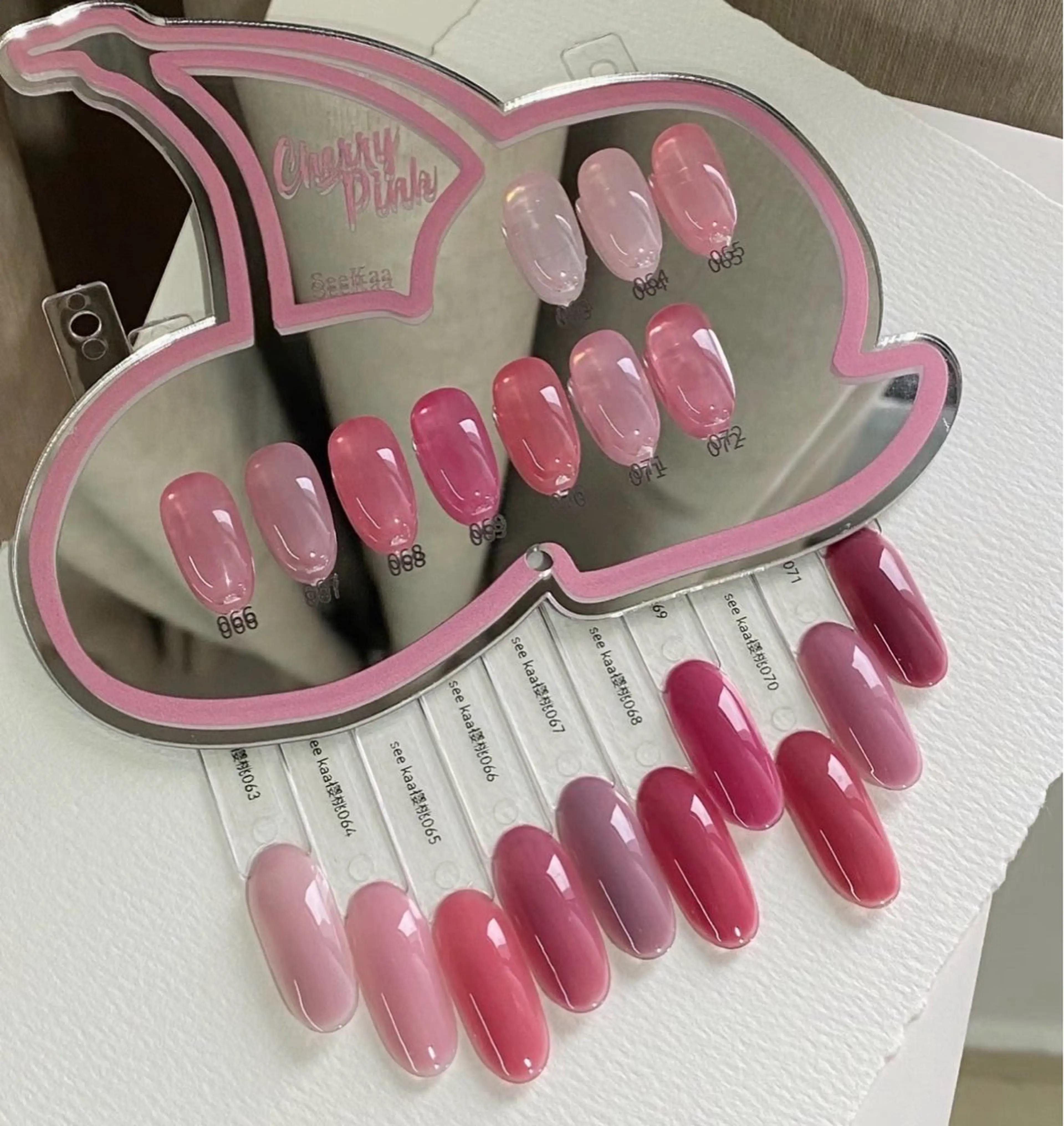 ネイル ハンドネイル U.mi Nail Salonのネイルデザイン