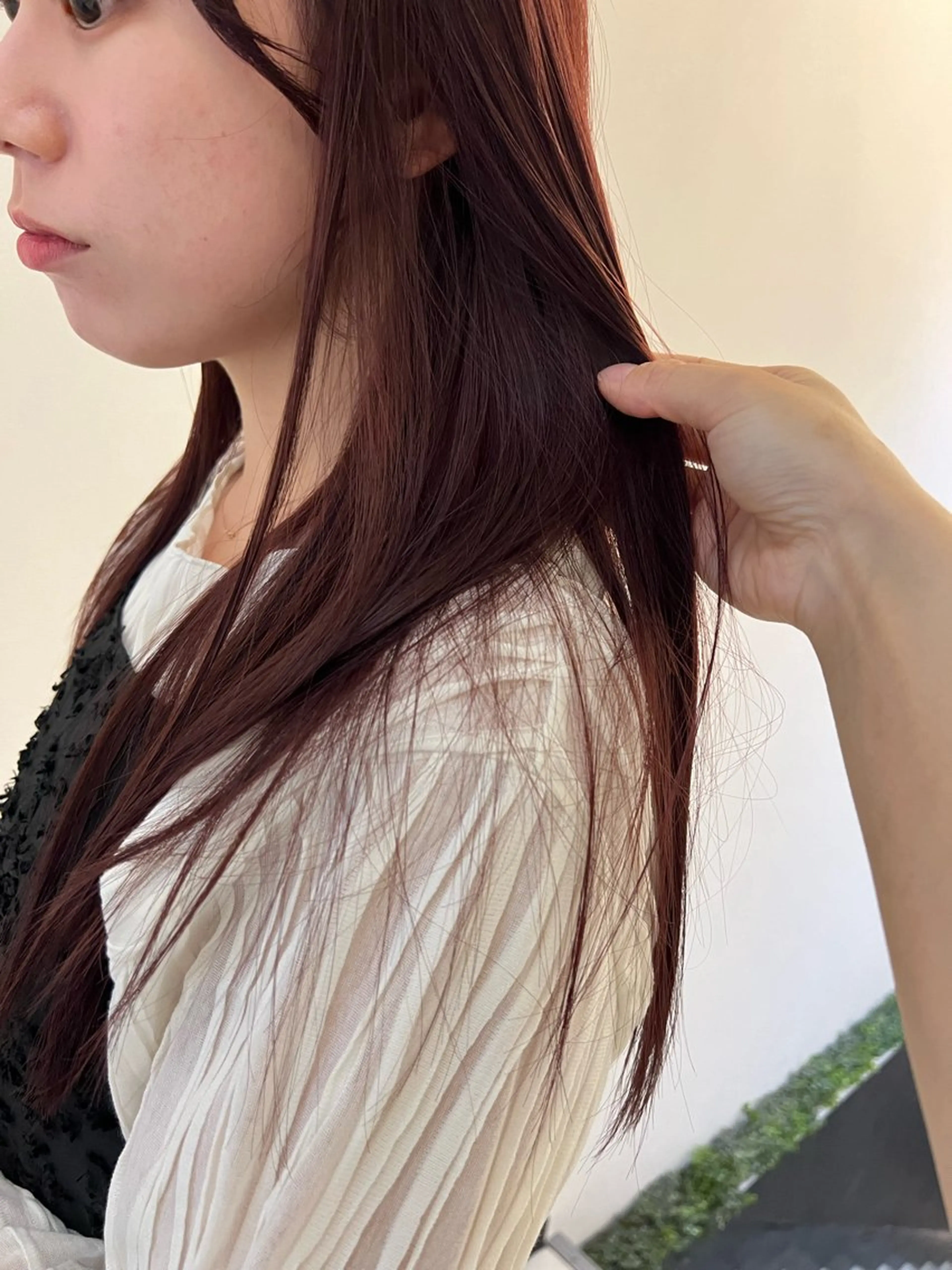 ロング カット ヘアカラー トリートメント 山崎 れいなのヘアスタイル