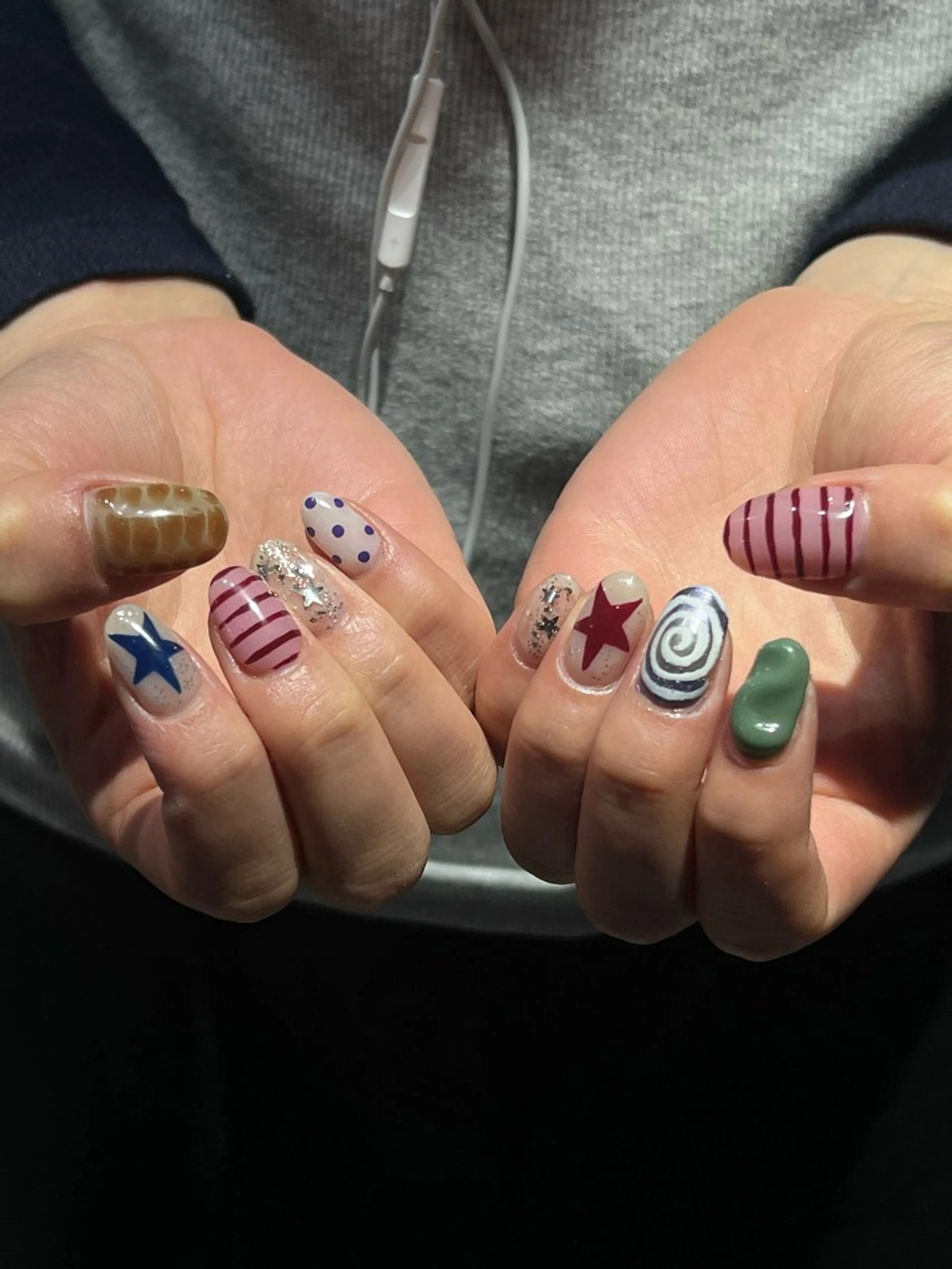 ネイル ハンドネイル Hata nail 🎀個性派ニュアンスのネイルデザイン