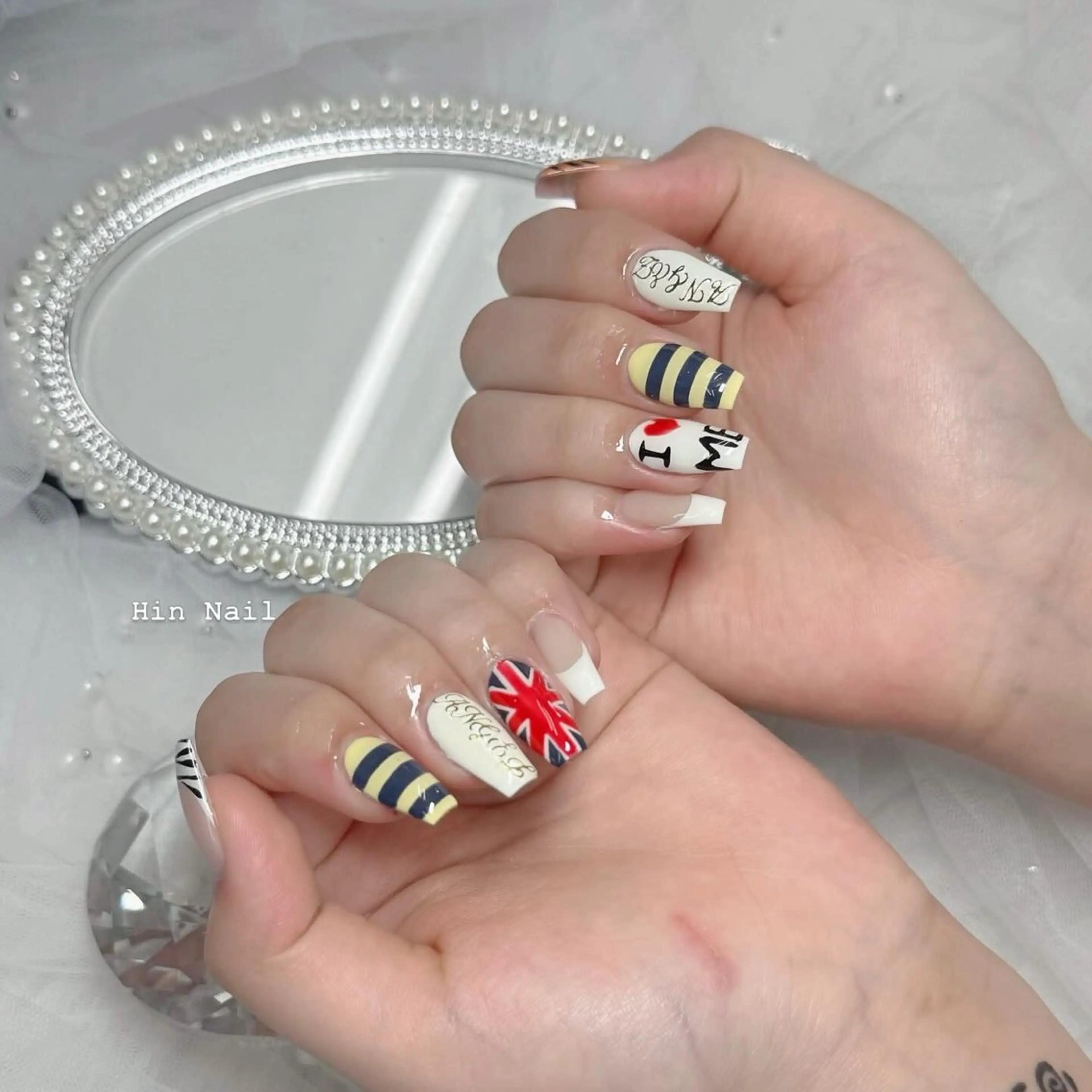 ネイル ハンドネイル HIN NAILのネイルデザイン