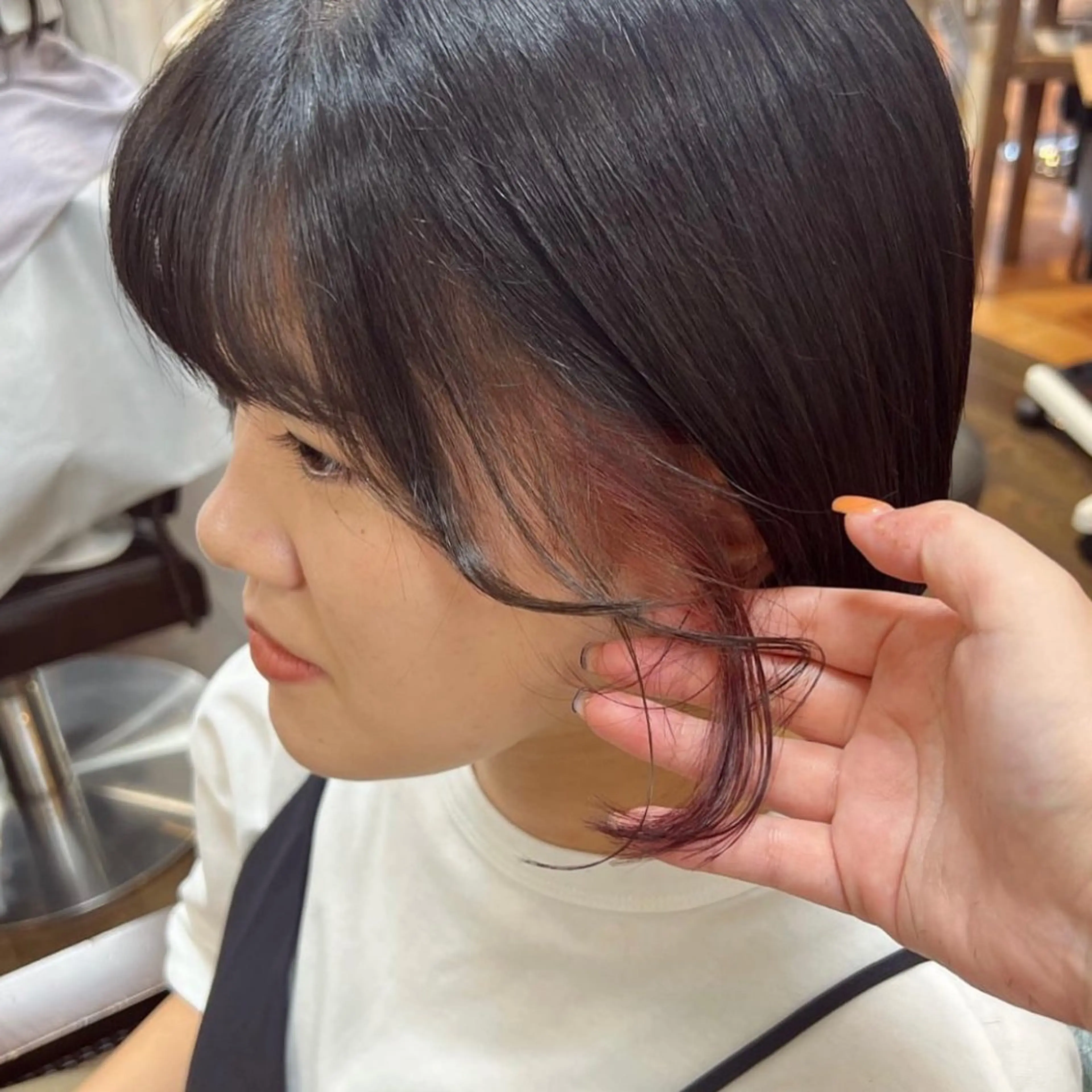 ショート カラー ブリーチ ダブルカラー ブリーチなしカラー オレンジ 縮毛矯正 平井/レイヤーカット /ハッシュカット🩰のヘアスタイル