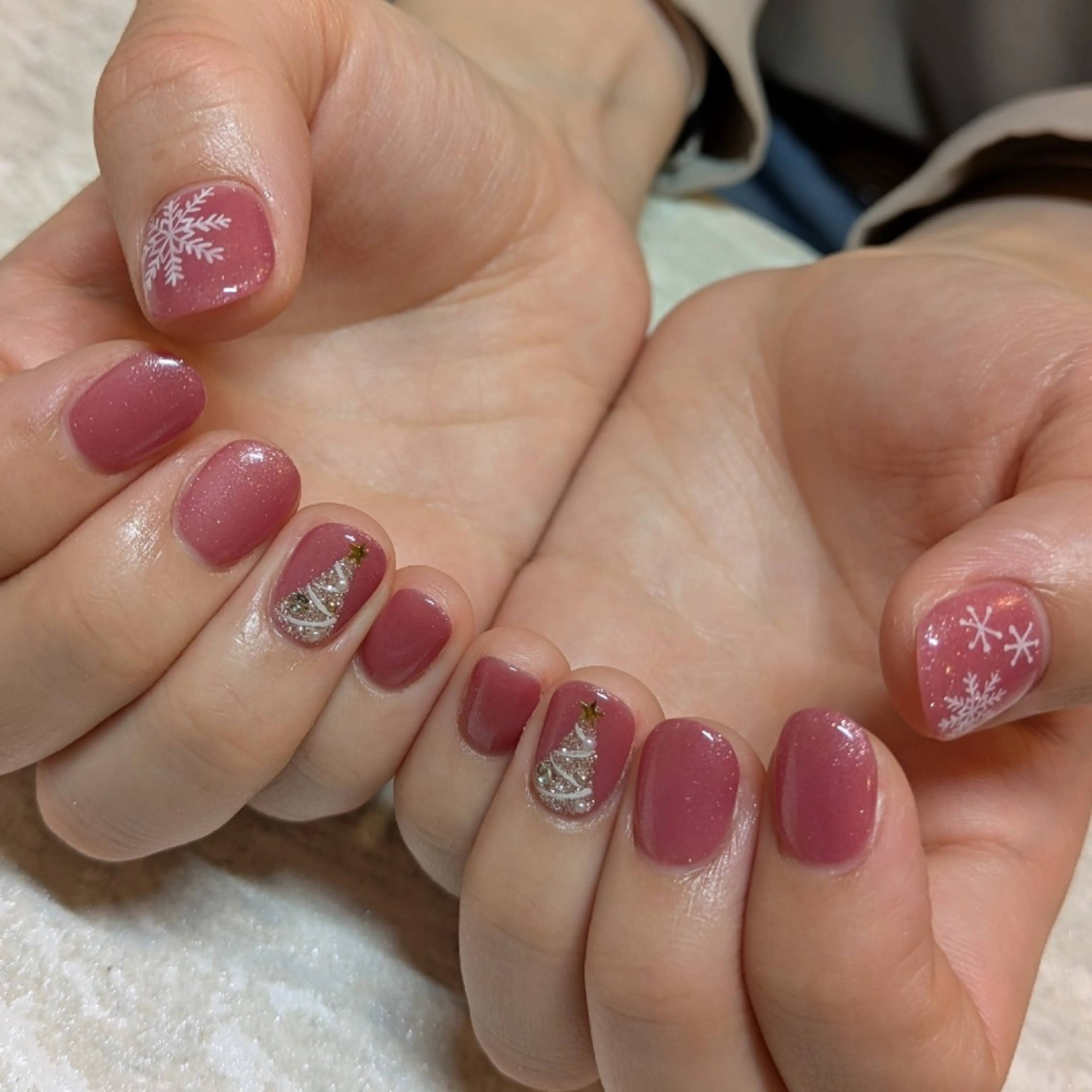 ネイル 冬ネイル クリスマス ジェヌインネイル 河内のネイルデザイン