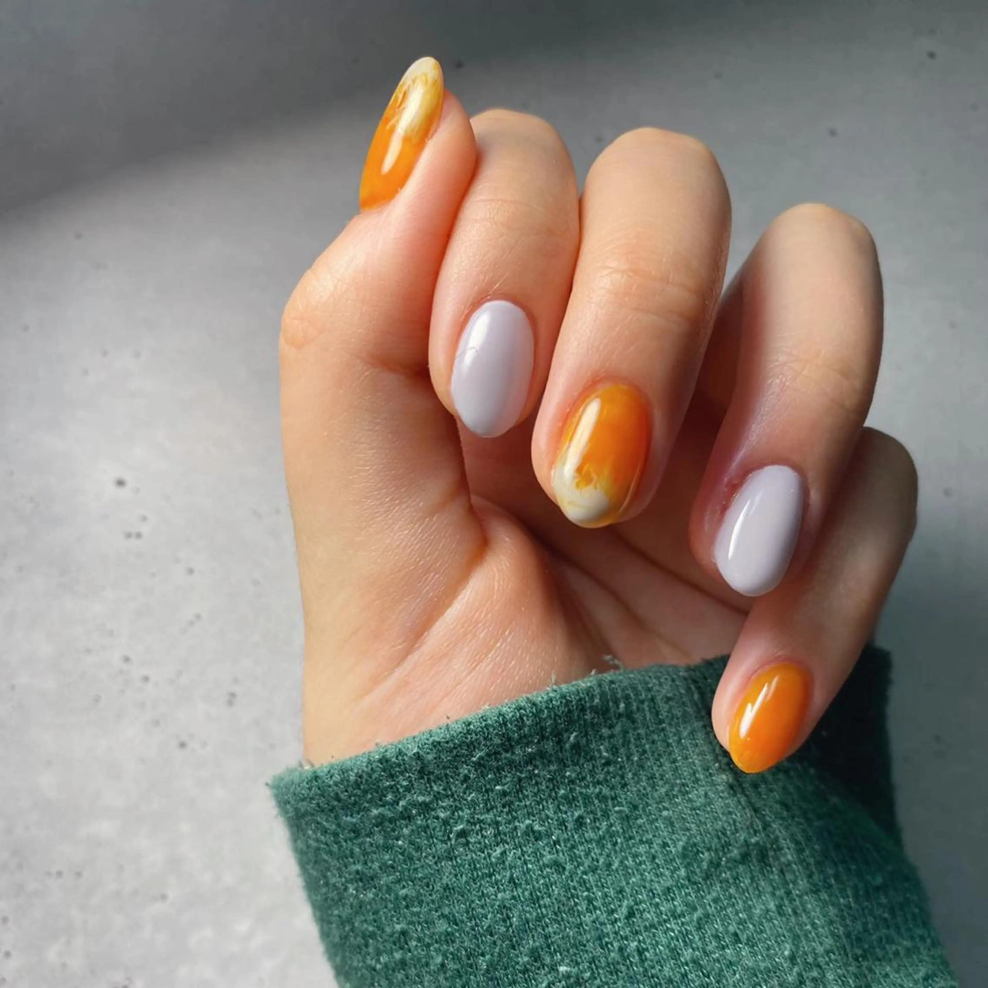 ネイル ROUN'　南 鈴沙のネイルデザイン