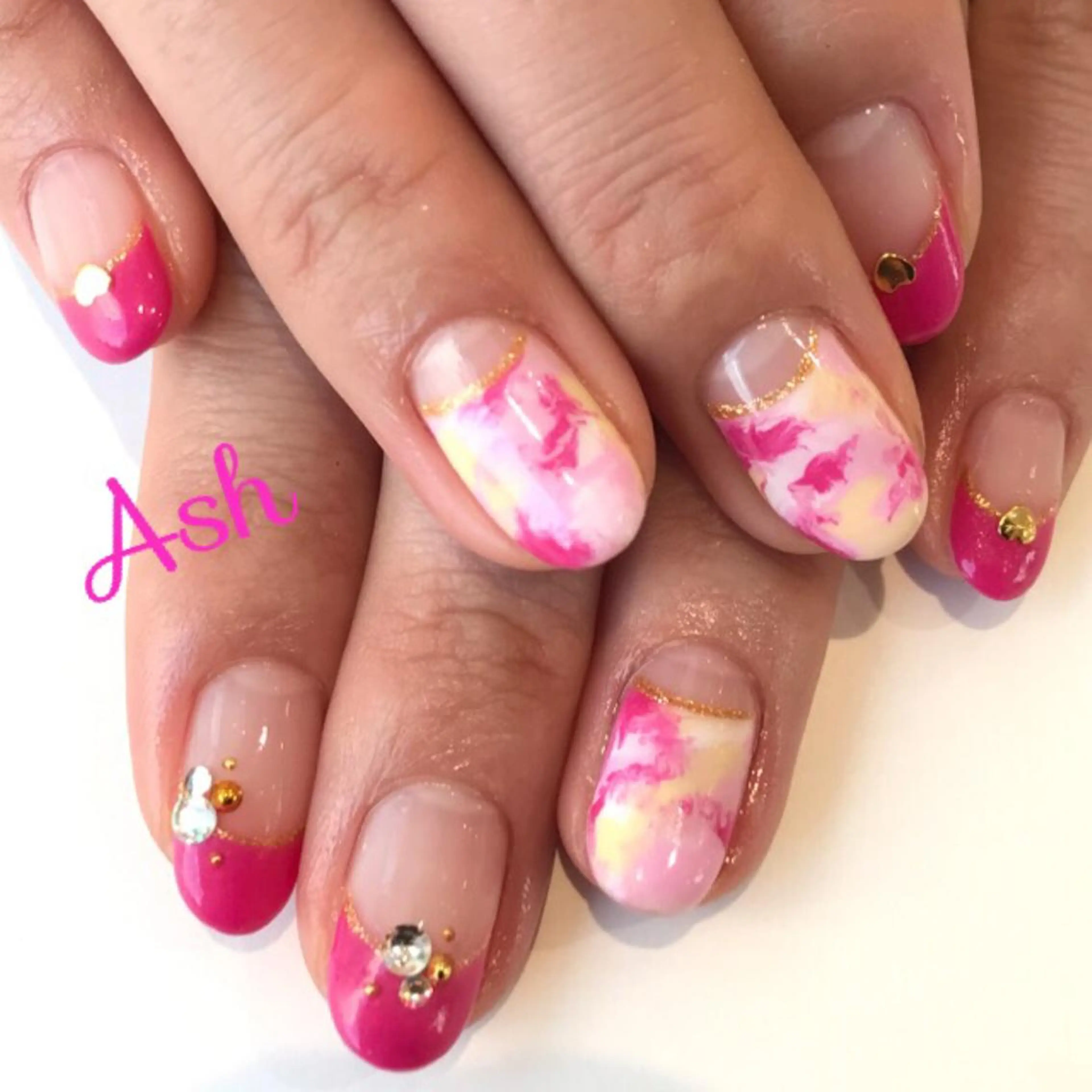 ネイル フレンチネイル 逆フレンチ 🩵NORIKO 上品ネイルが得意🩵のネイルデザイン