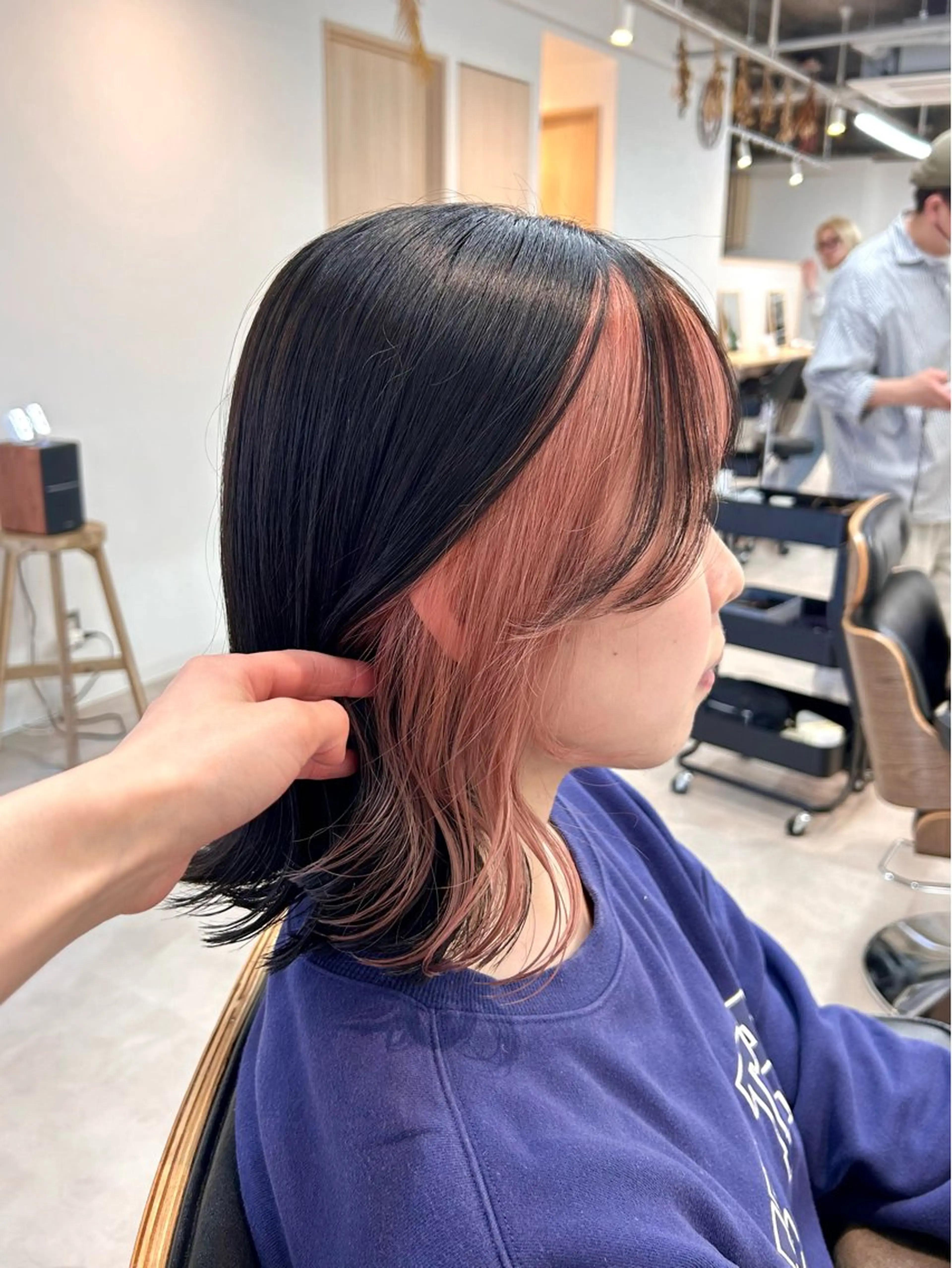 🧡似合わせカット＋イヤリングカラー(ケアブリーチ)＋フルカラー＋3ステップ艶トリートメント🧡の写真