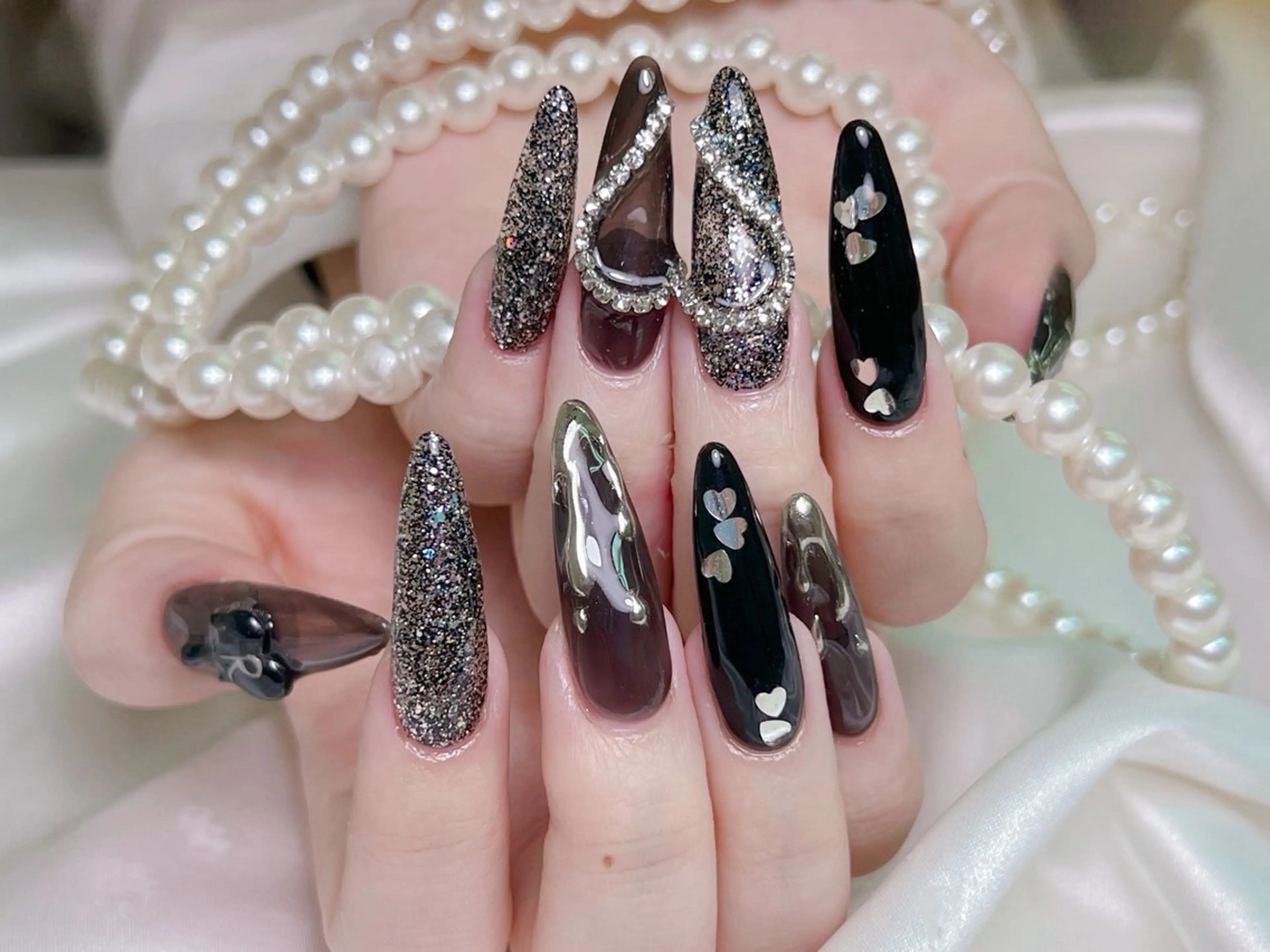 ネイル lucky nail 歌舞伎町のネイルデザイン