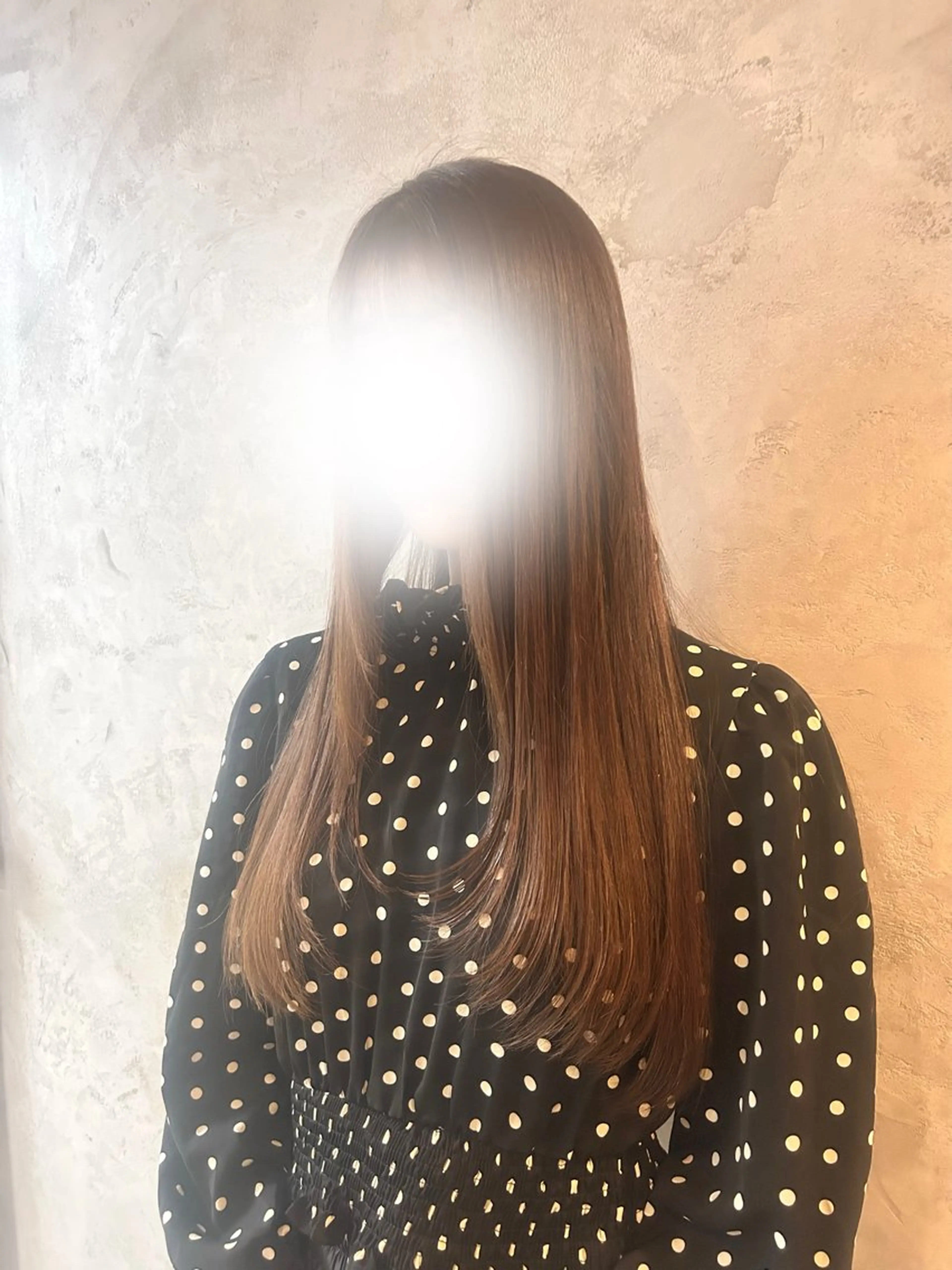 カラー 濵﨑 理奈のヘアスタイル