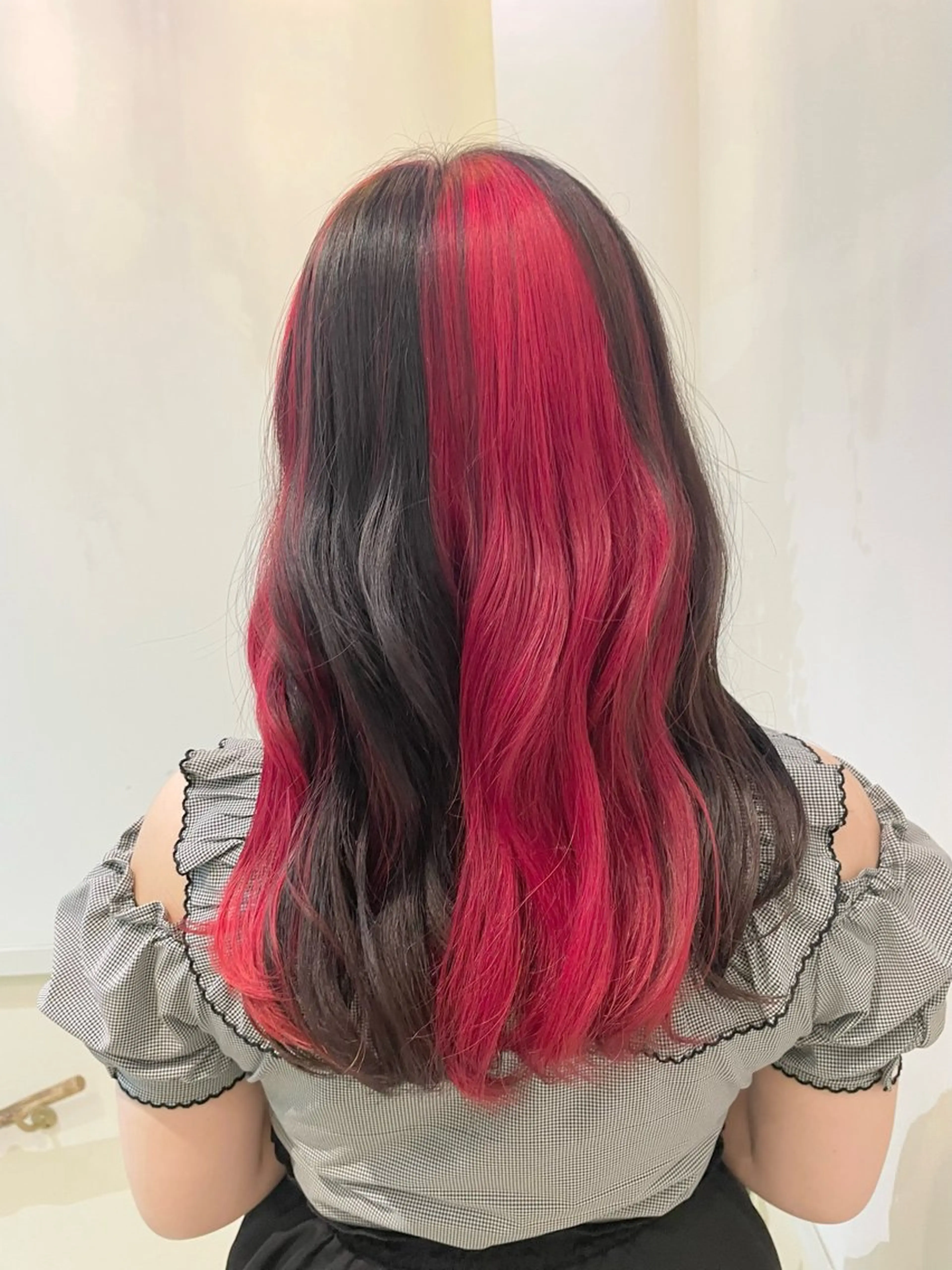 ロング カラー ヘアカラー トリートメント 髪質改善カラー🤍 エクステ✨君島由実子のヘアスタイル