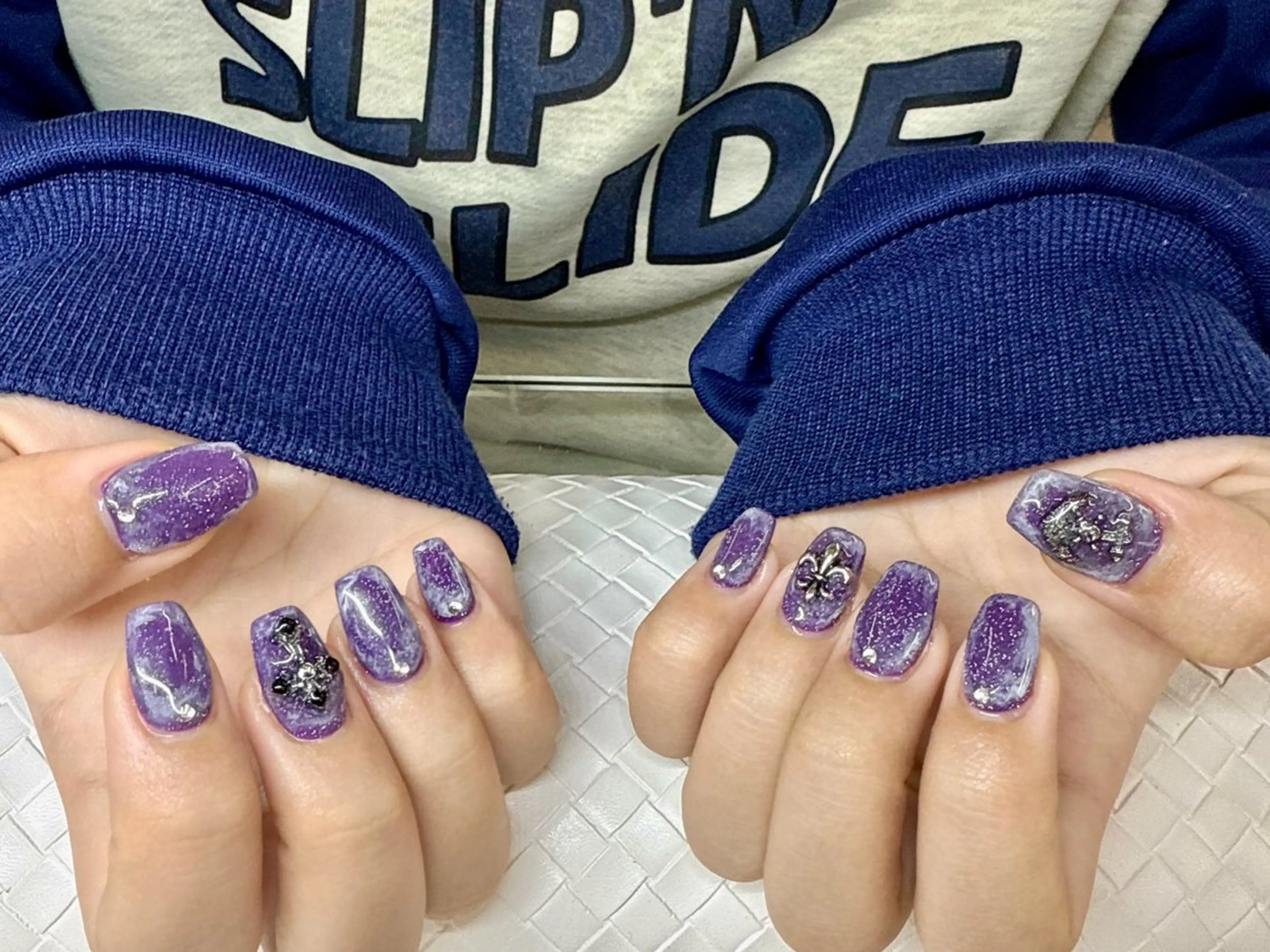 ネイル 長さ出し フットネイル フレンチネイル ジェルネイル ガーリー ハンドネイル NYネイルサロン 千葉中央店のネイルデザイン