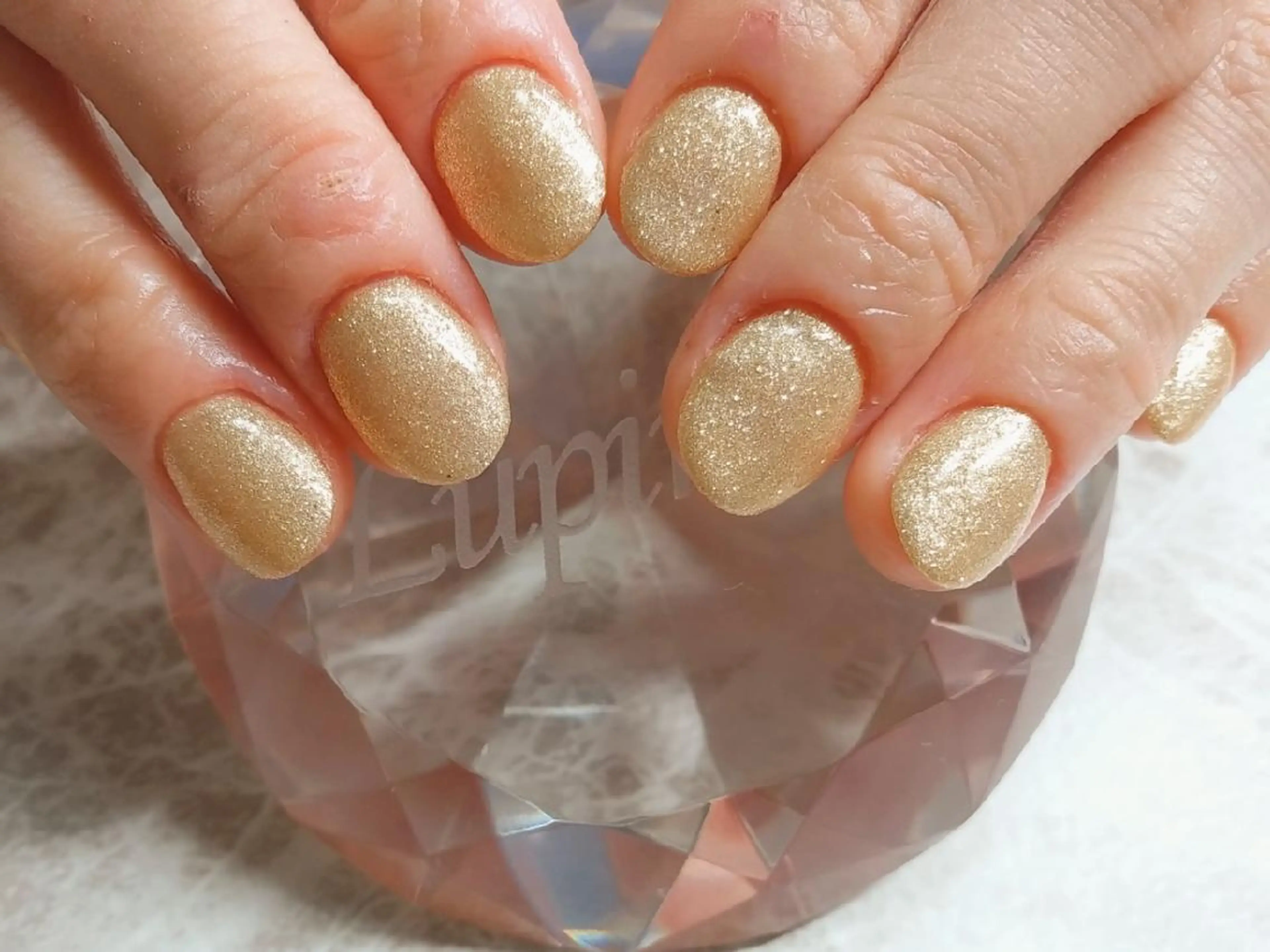 ネイル ゴールド ワンカラーネイル ハンドネイル フットネイル Lupinus ルピナスのネイルデザイン