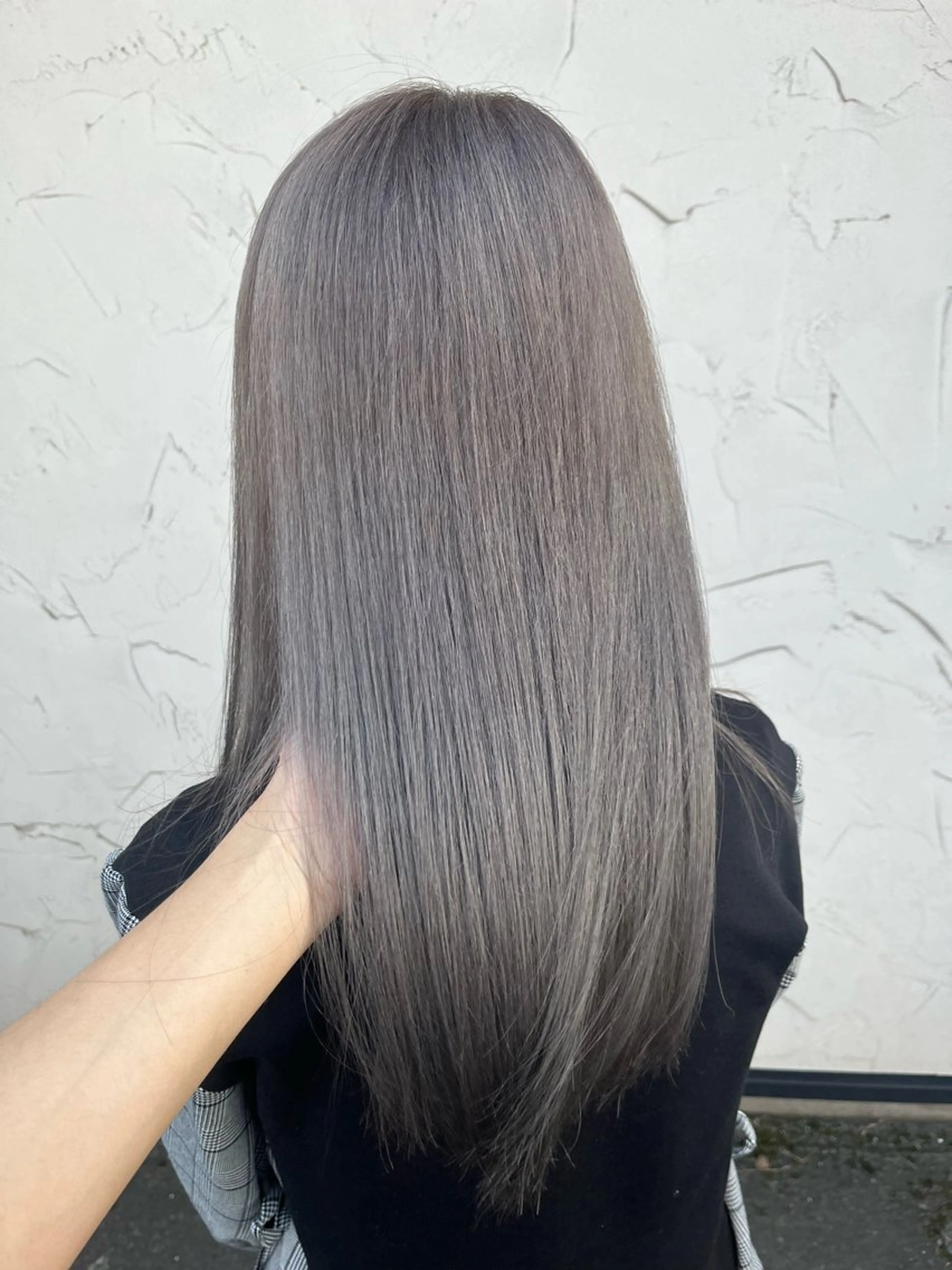 ロング カット ヘアカラー 道下 颯人のヘアスタイル