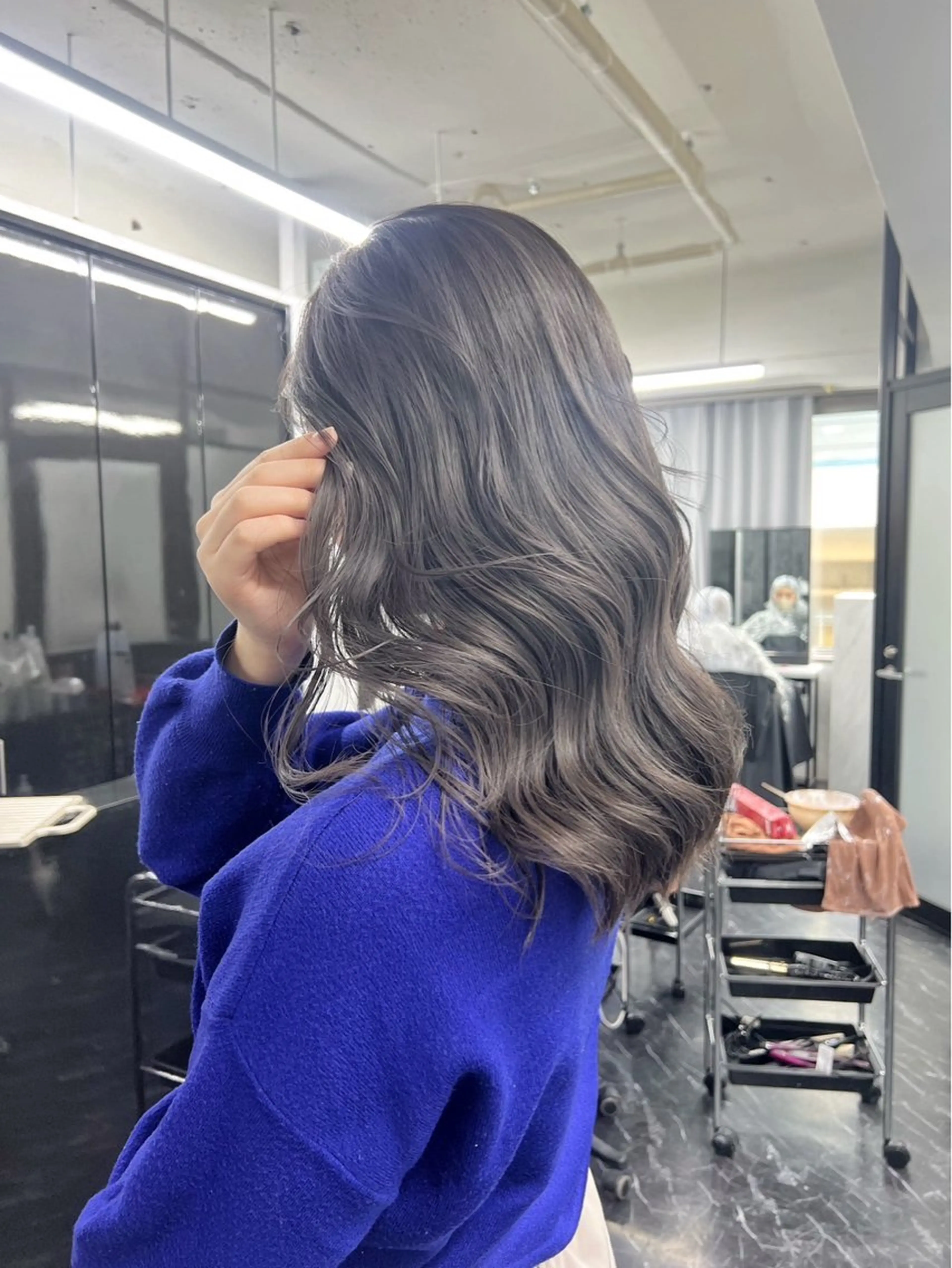 ロング ヘアアレンジ yuu ハイトーン/ブロンドのヘアスタイル