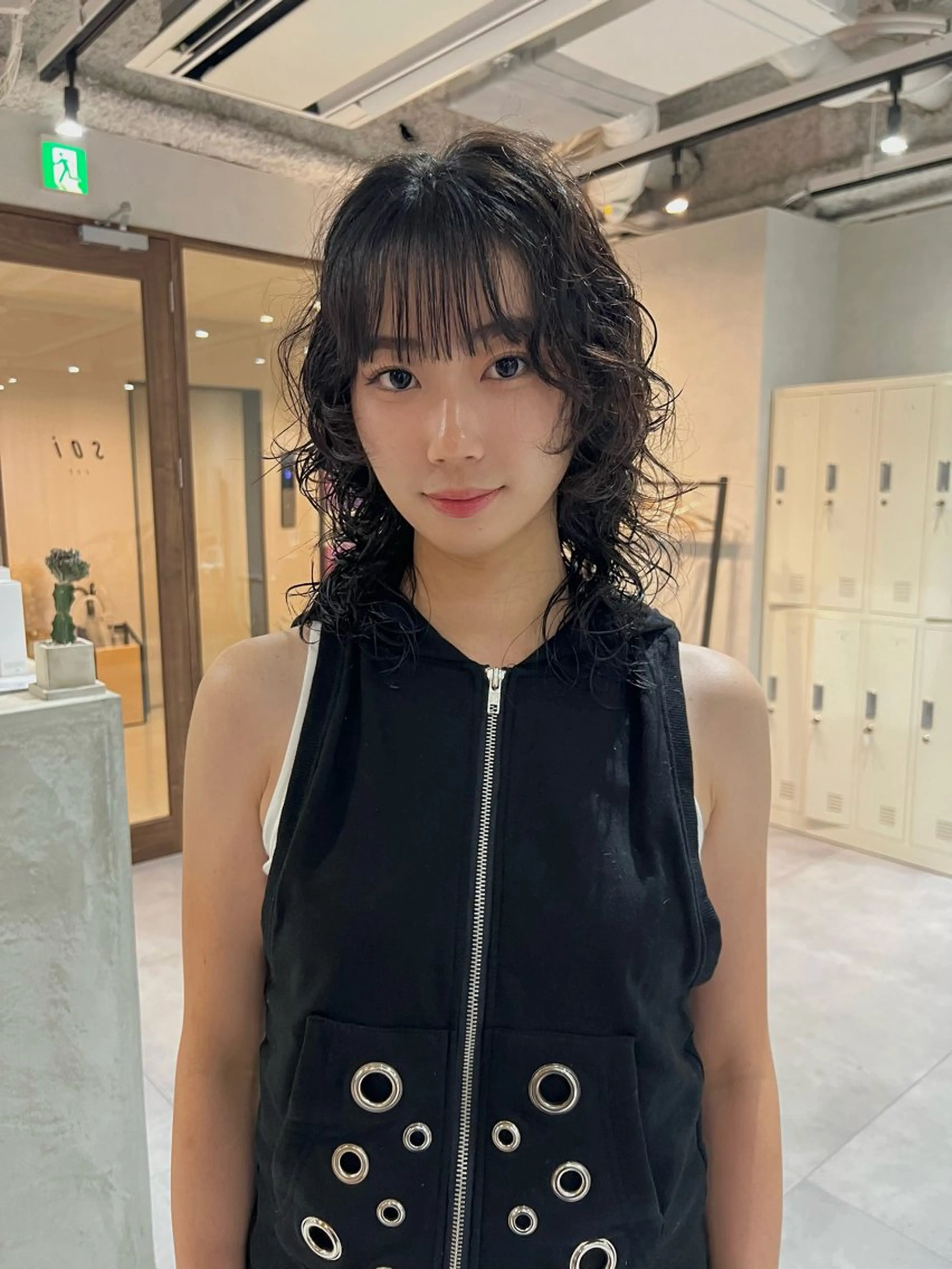 ミディアム ミディアムパーマ レイヤーカット レイヤーヘア/パーマ 村中　仁人のヘアスタイル