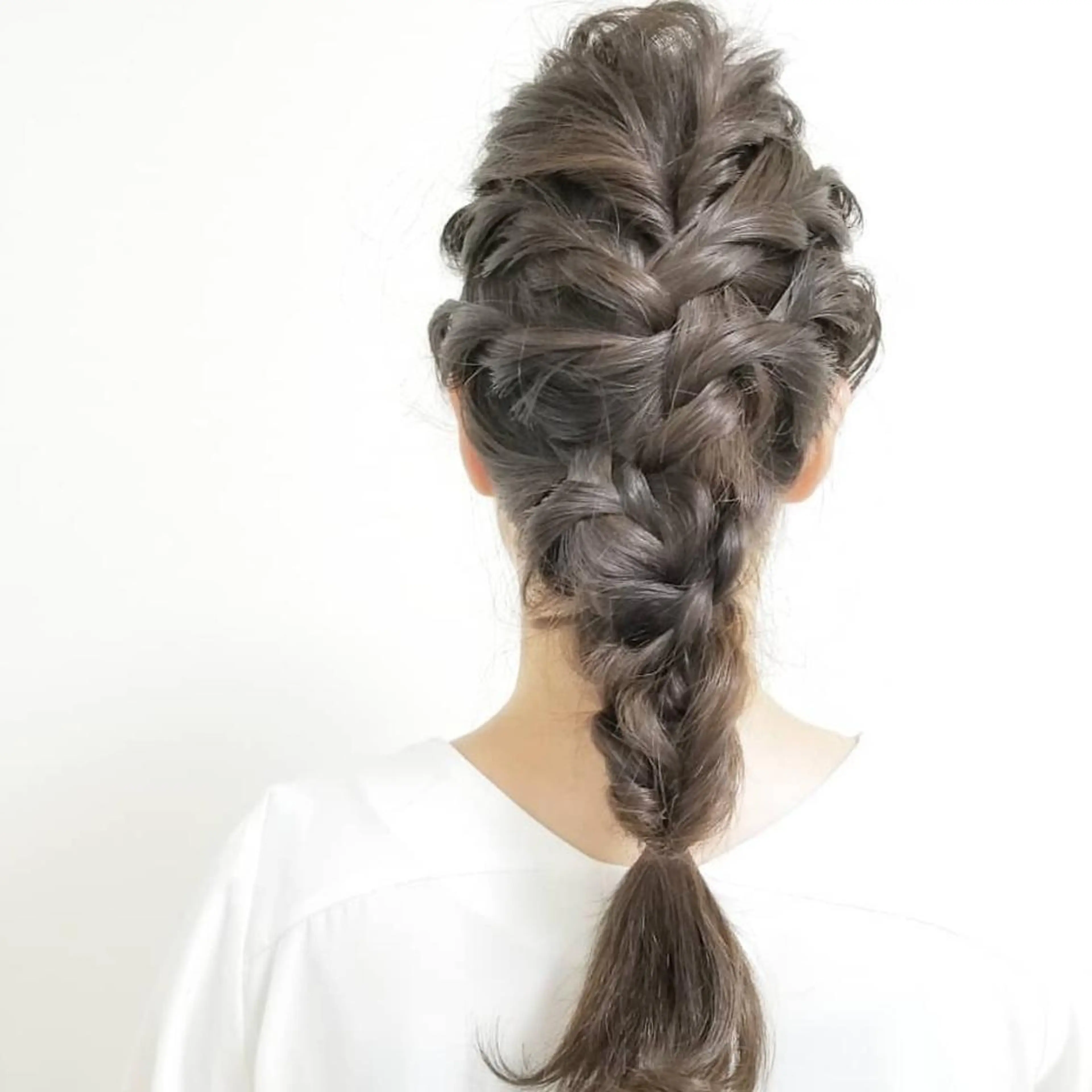 ヘアアレンジ See by merの眉毛・アイブロウイメージ