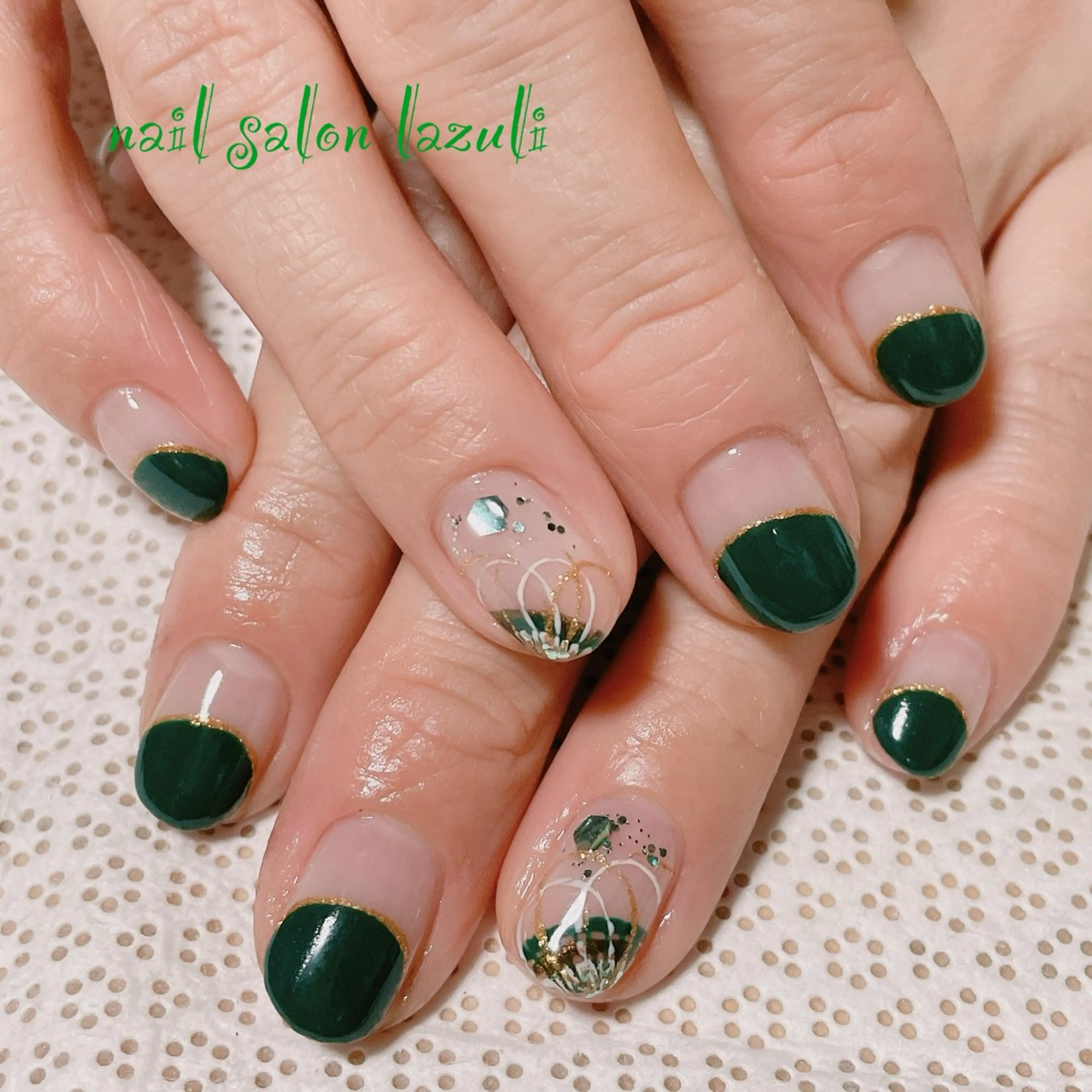 ネイル フラワーネイル フレンチネイル ジェルネイル パラジェル ピーコックネイル ハンドネイル nail salon lazuliのネイルデザイン