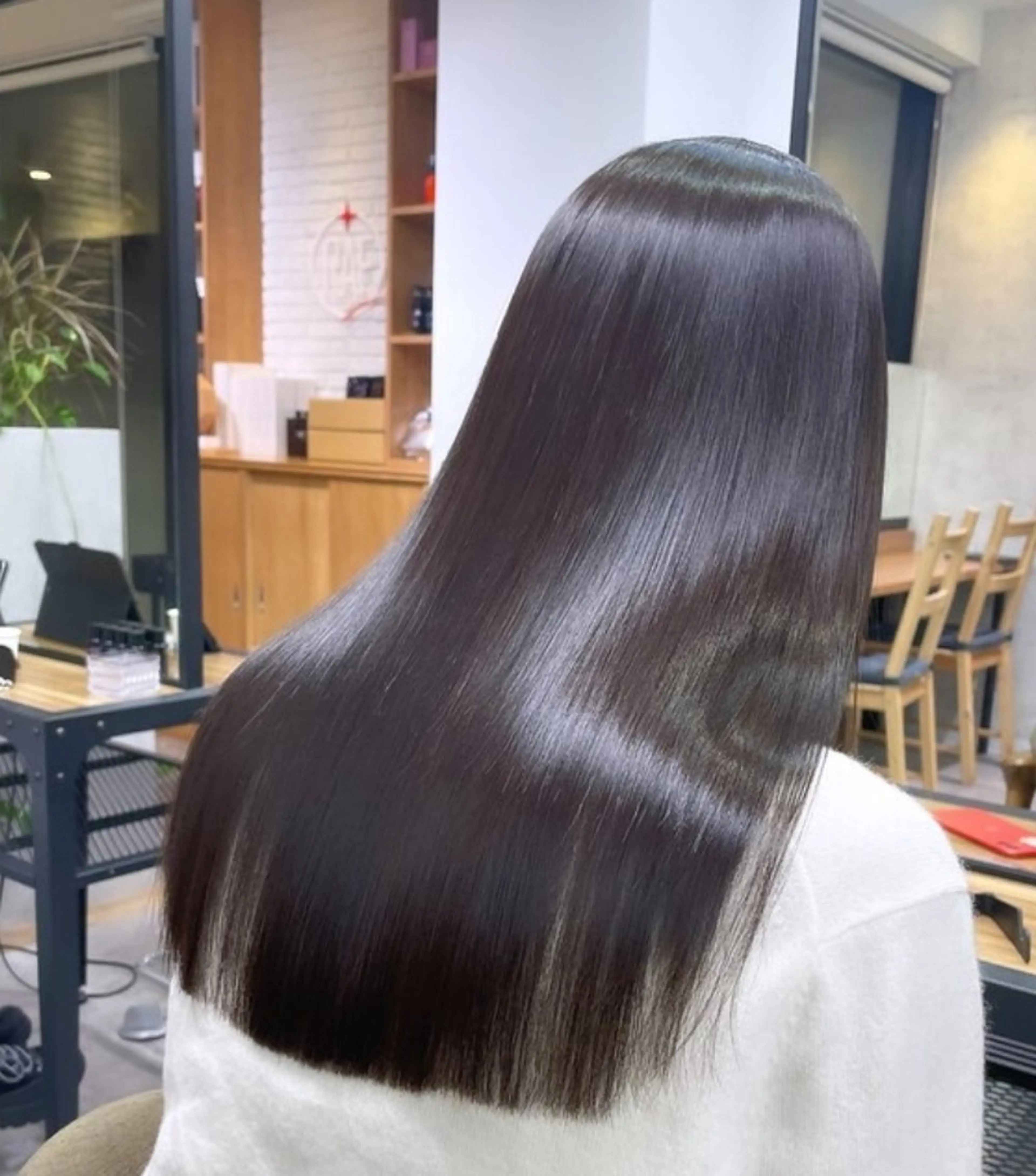 パーマ 縮毛矯正 シェル🦋 【韓国風】のヘアスタイル