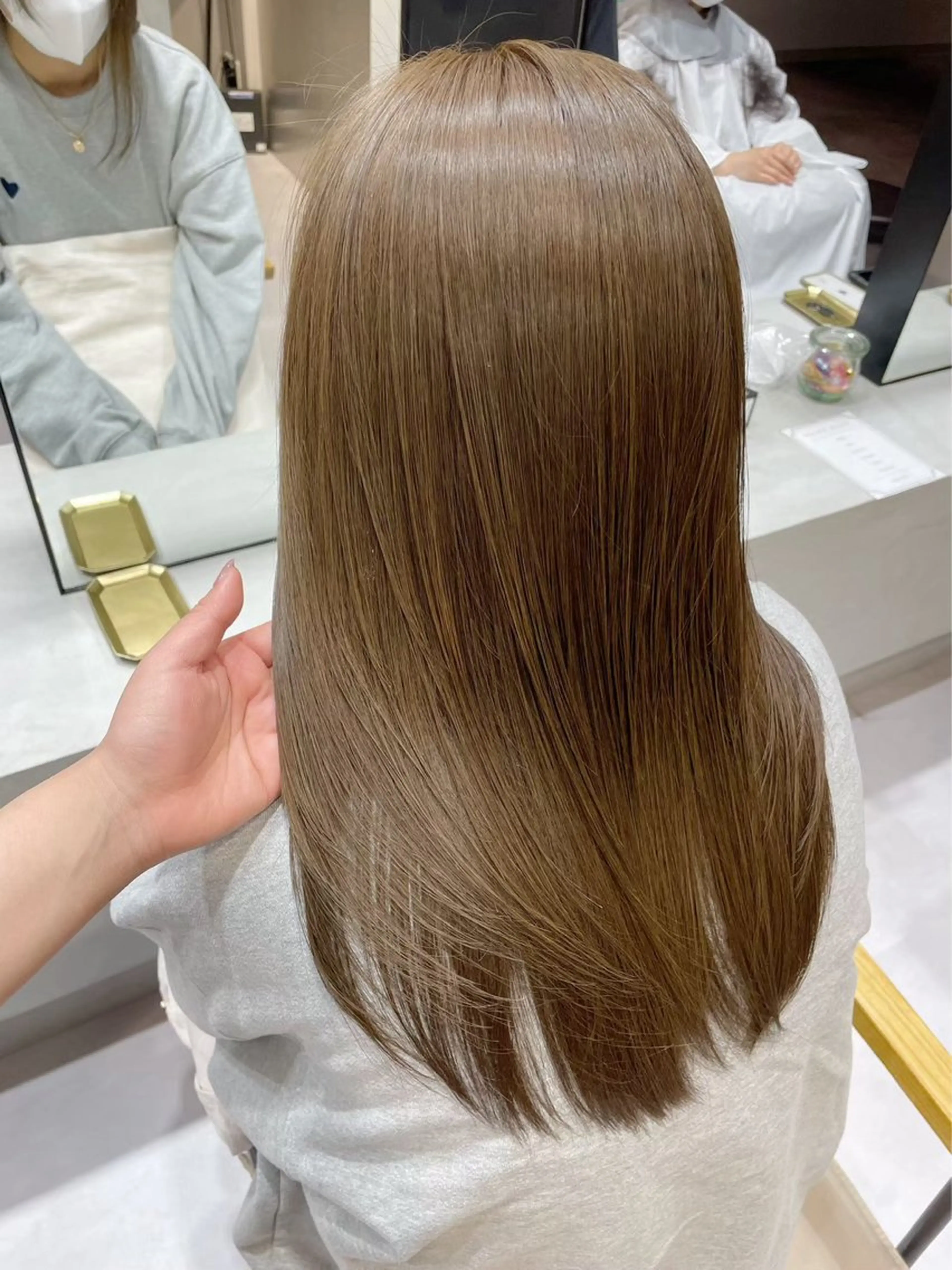 ロング 立川艶カラー🪄｜ レイヤー｜Mayuのヘアスタイル