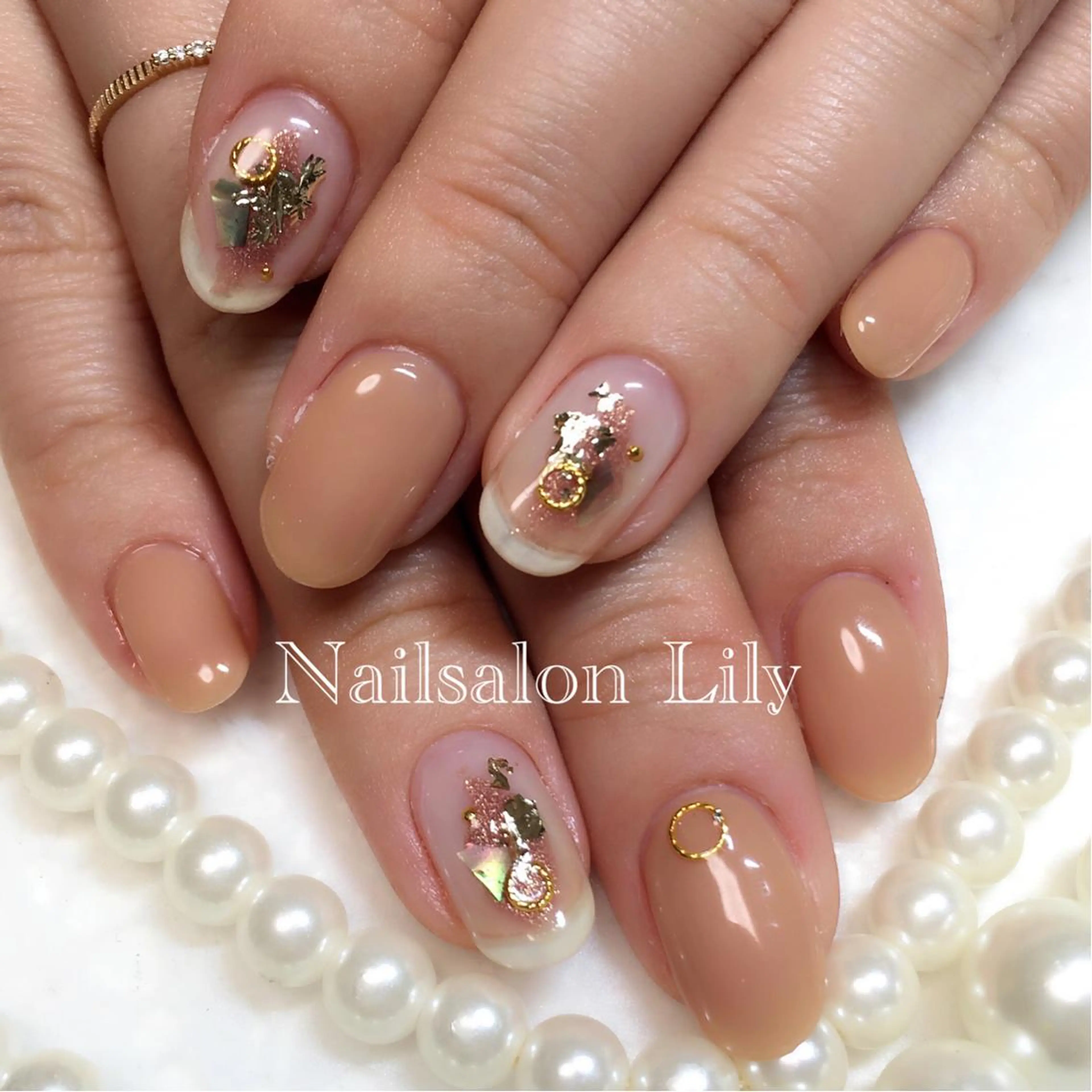 ネイル ニュアンスネイル Lily*nail 🌻Mii🌻のネイルデザイン