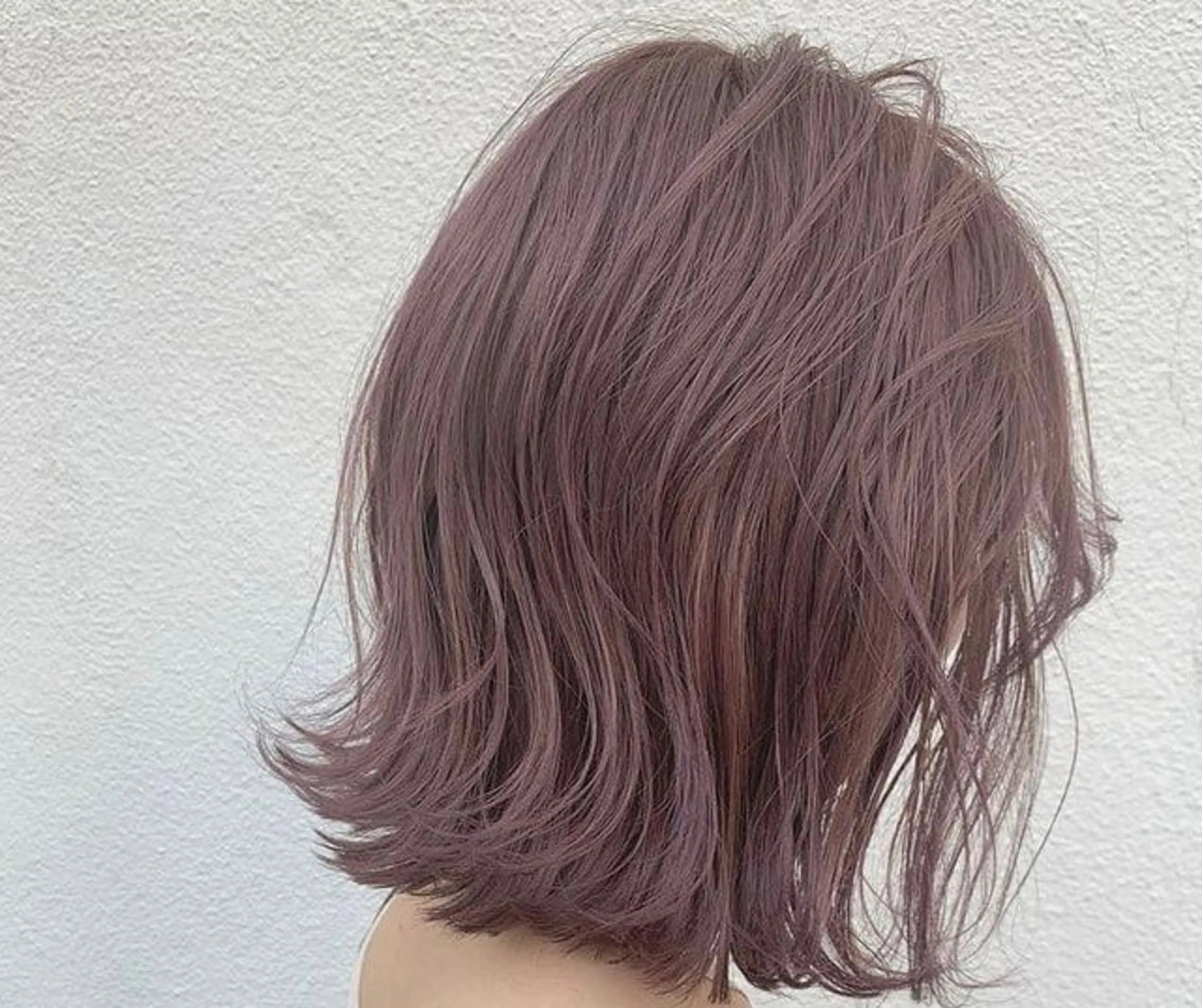 ショート カラー ヘアアレンジ 伊藤  穂南のヘアスタイル