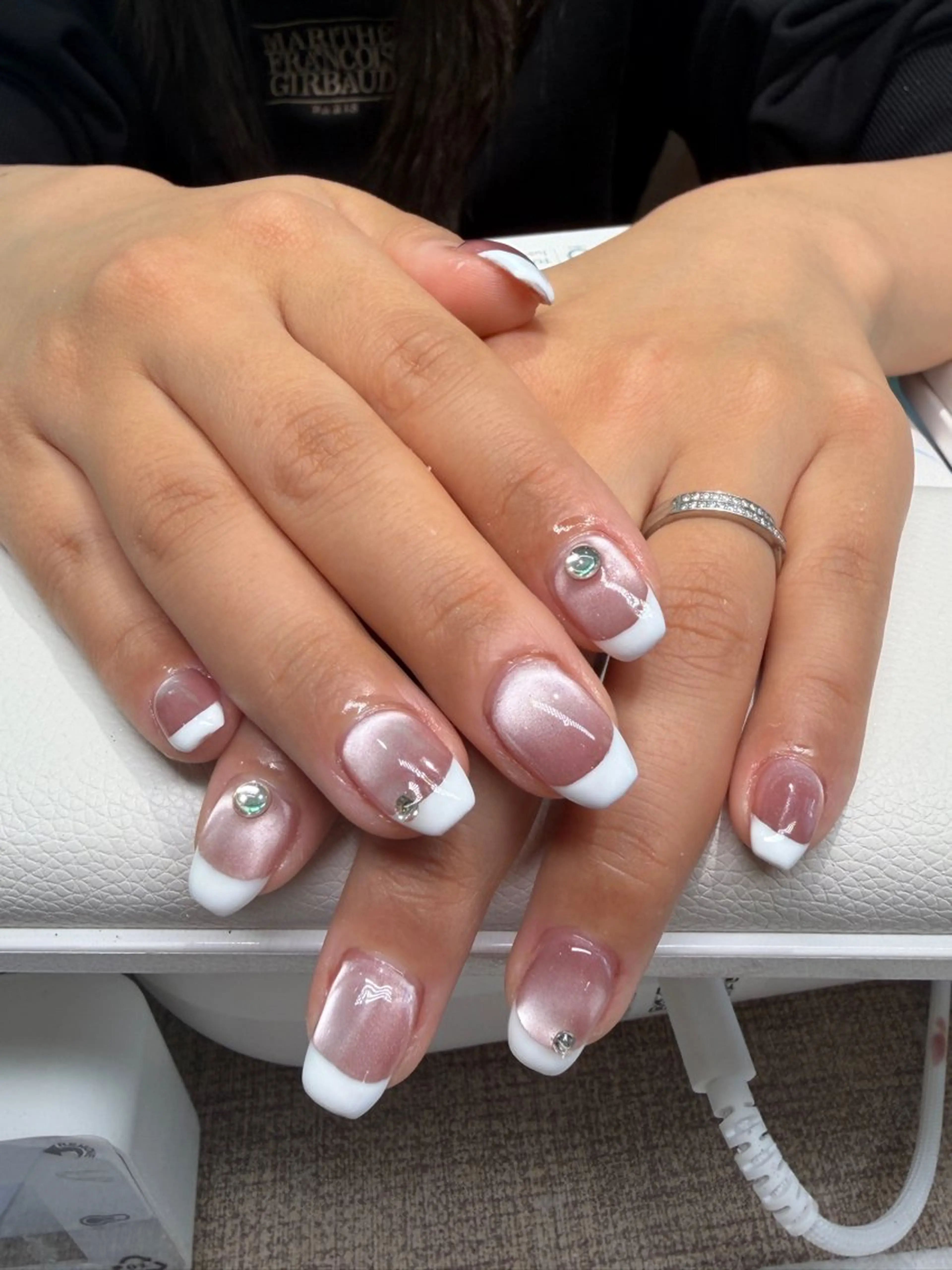 ネイル フレンチネイル マグネットネイル エクラ はるのネイルデザイン