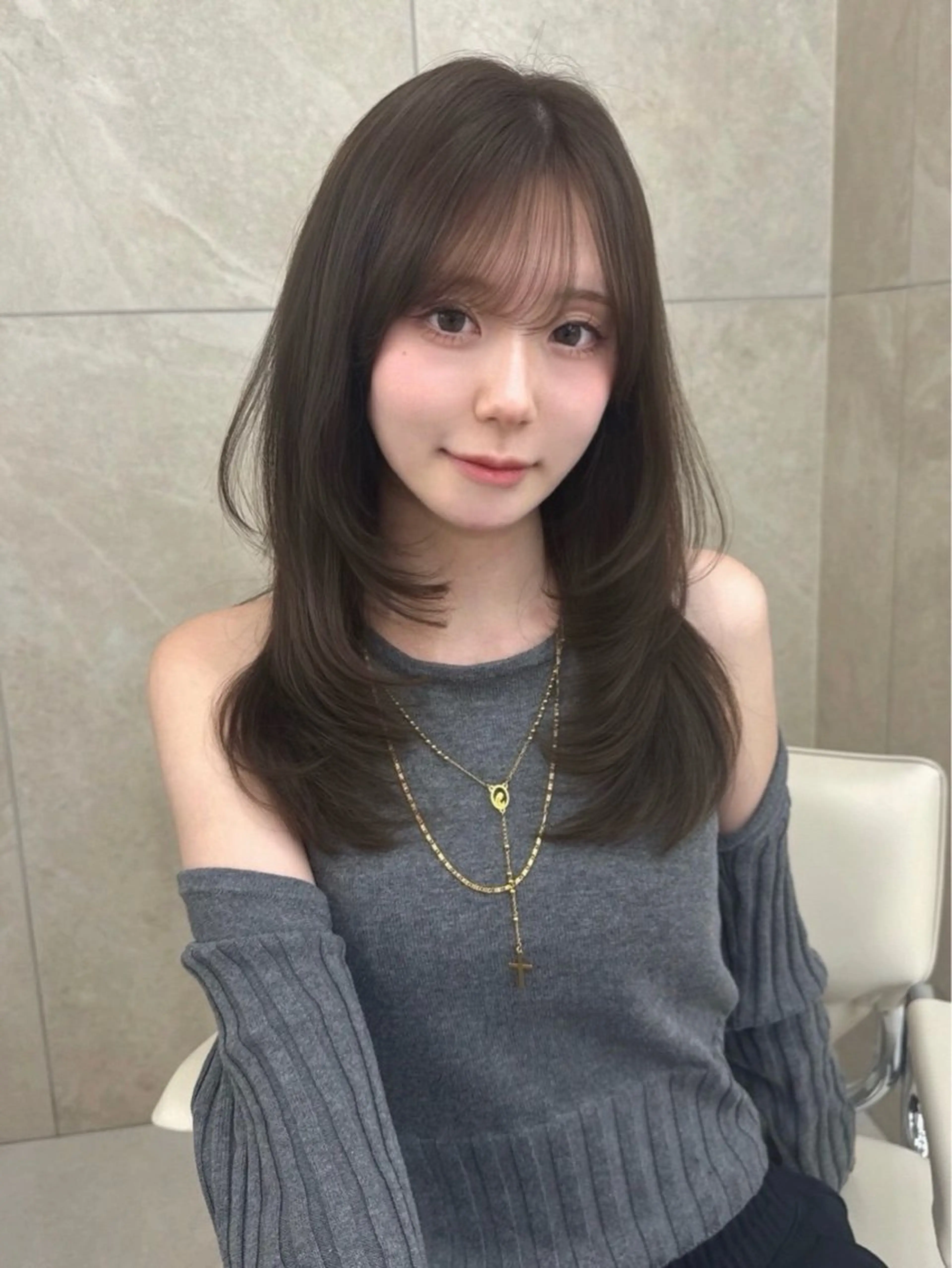 【平日限定】韓国風レイヤーカット＋うる艶トリートメントの写真