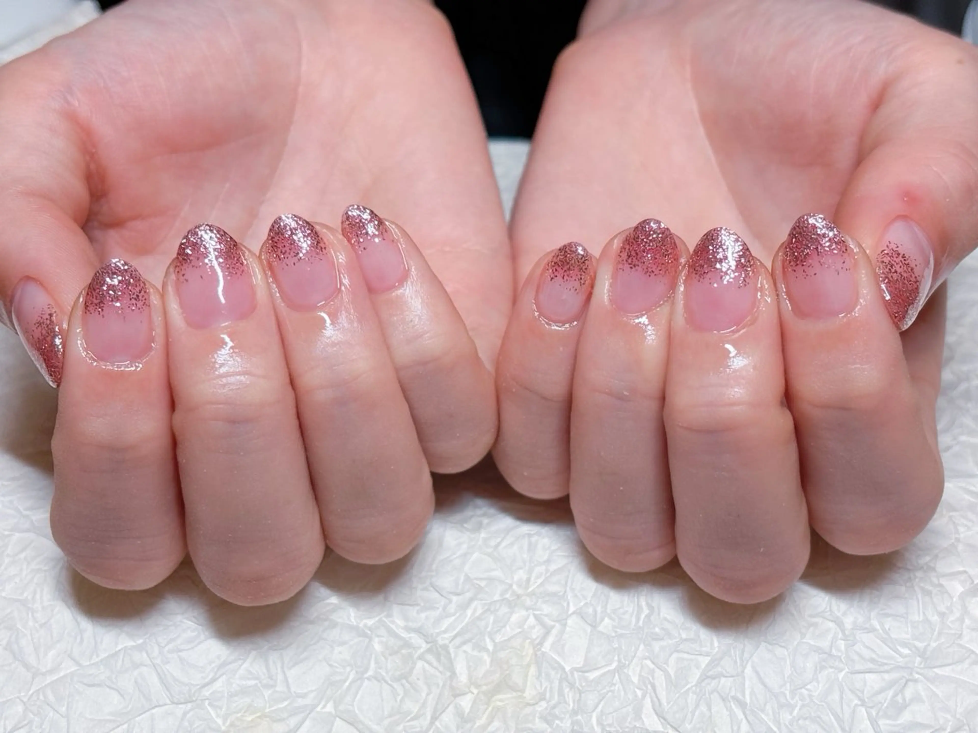 ネイル グラデーション ラメ(グリッター) ラメグラデーション ハンドネイル ハンドケア ゆ か_Nails💫のネイルデザイン