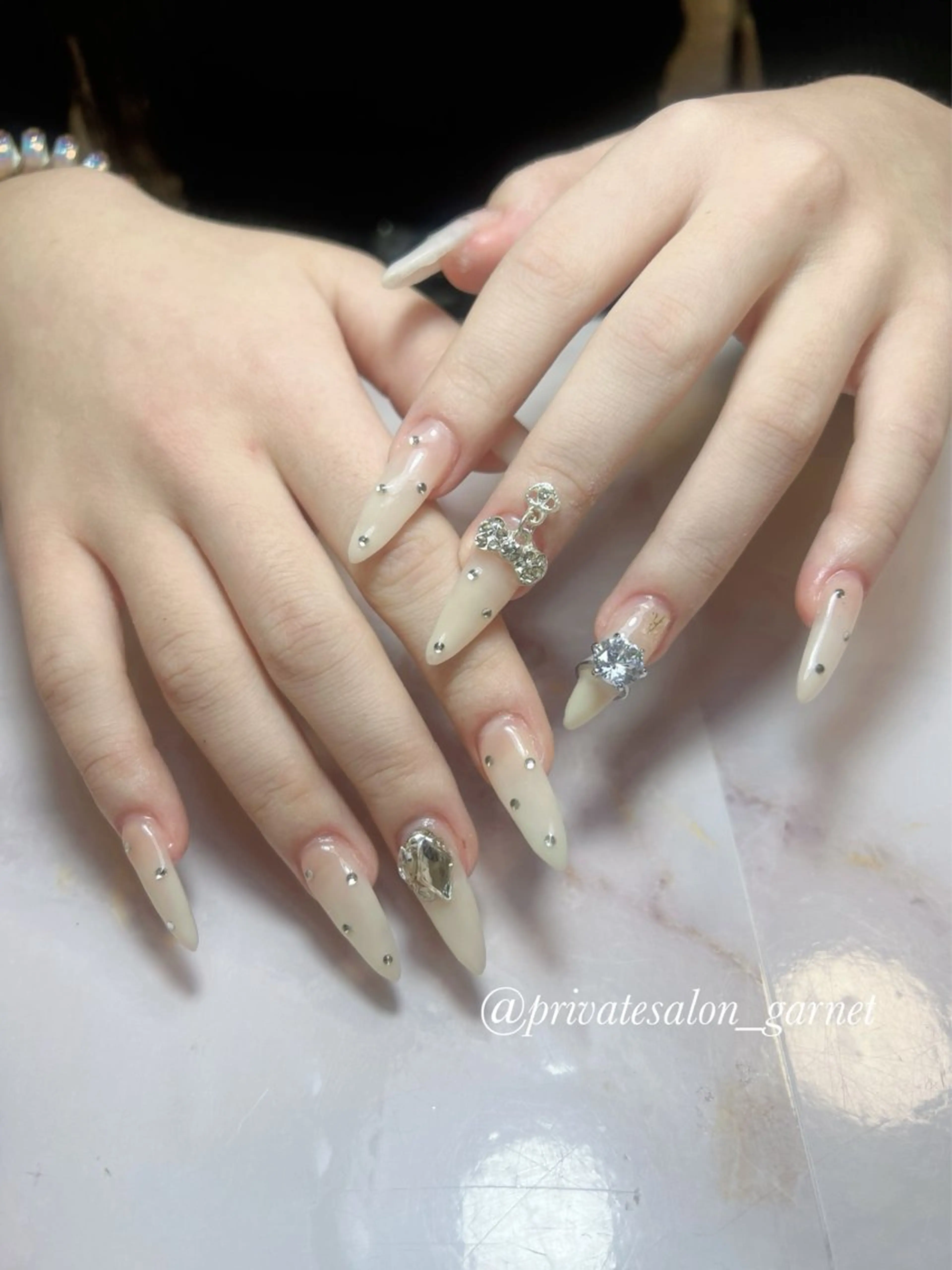 ネイル ハンドネイル Garnet nailのネイルデザイン