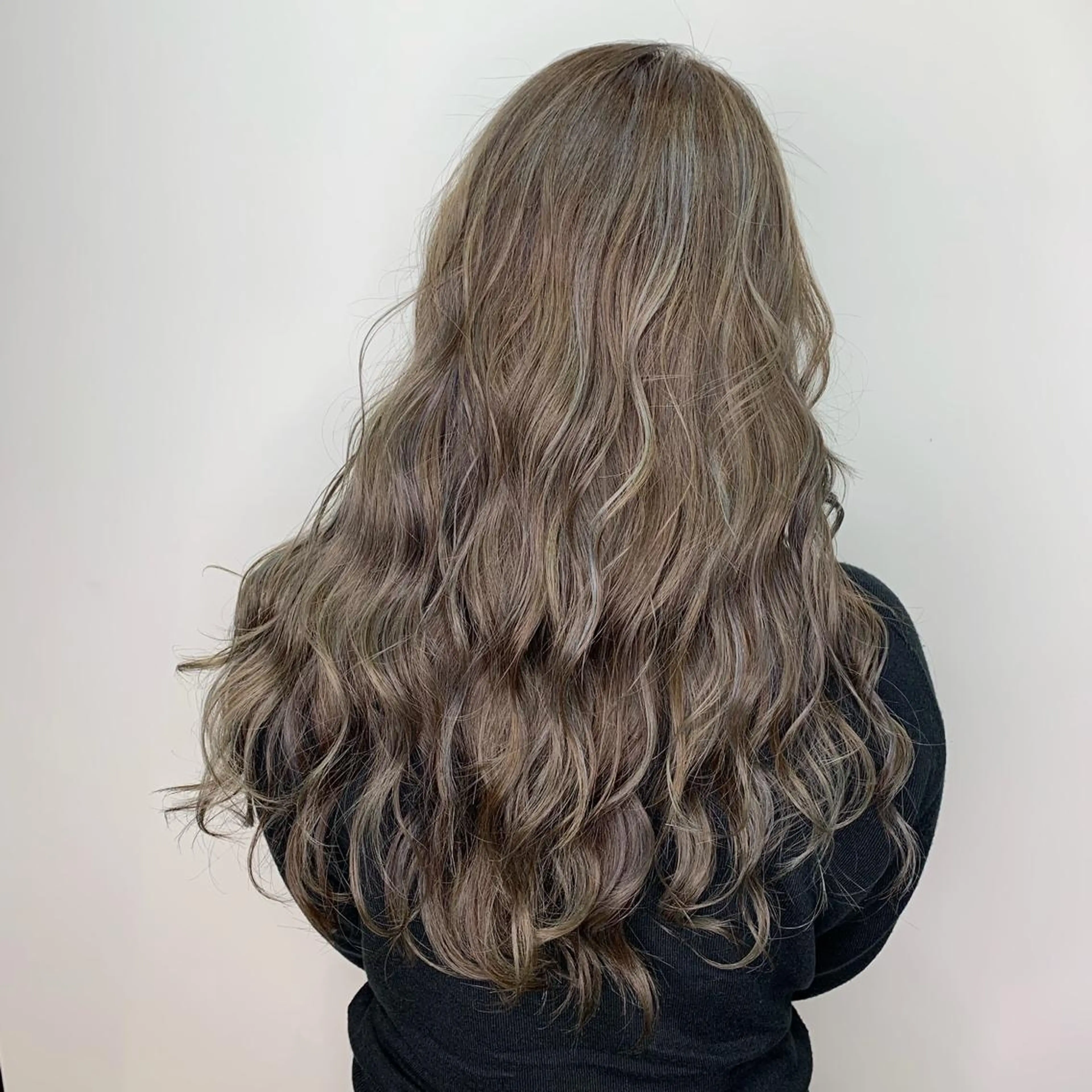 ロング カラー 𖧷 ⁺. 大人ヘア Yui 𓂃𓈒𓏸のヘアスタイル