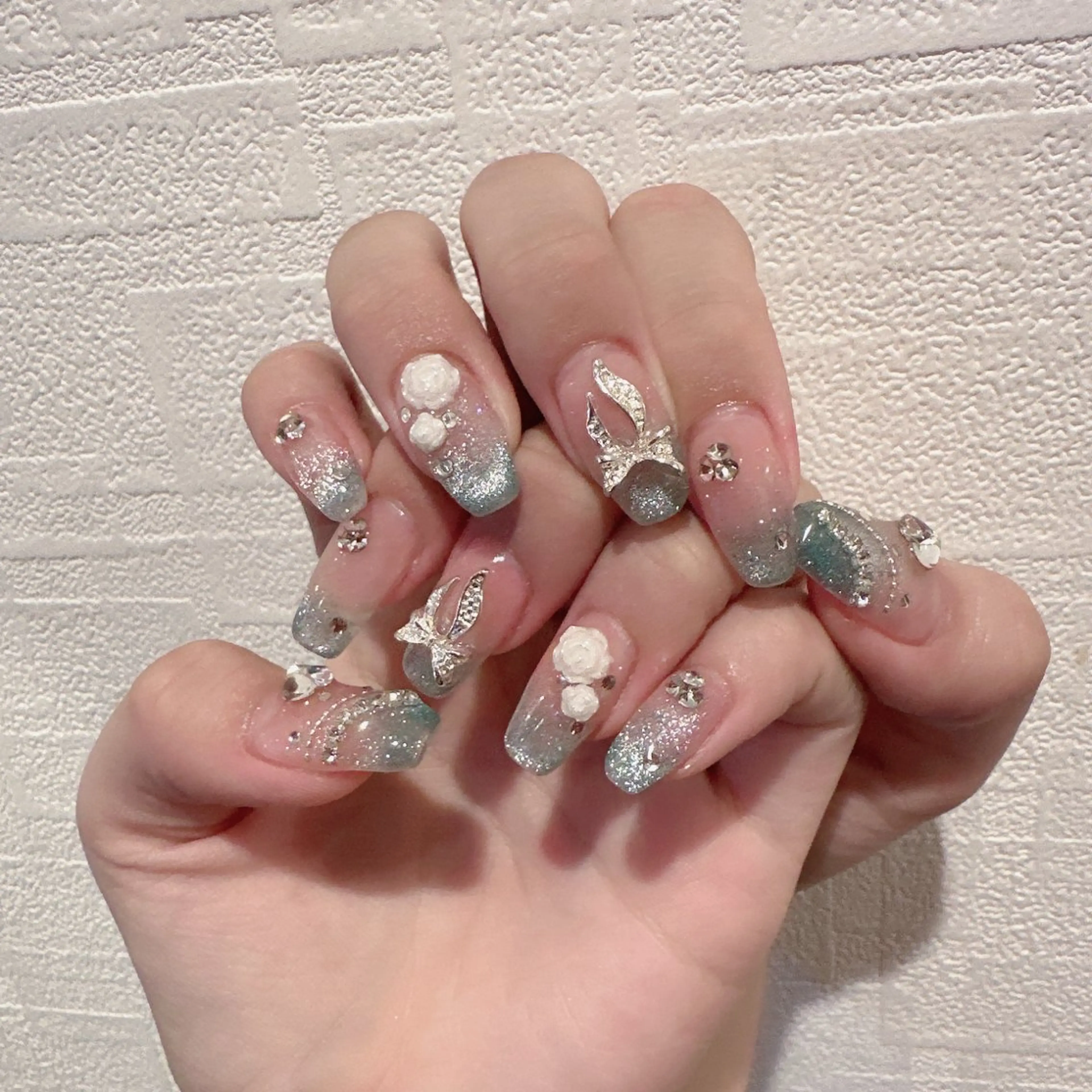 ネイル D-BEAUTY Nailsalonのネイルデザイン