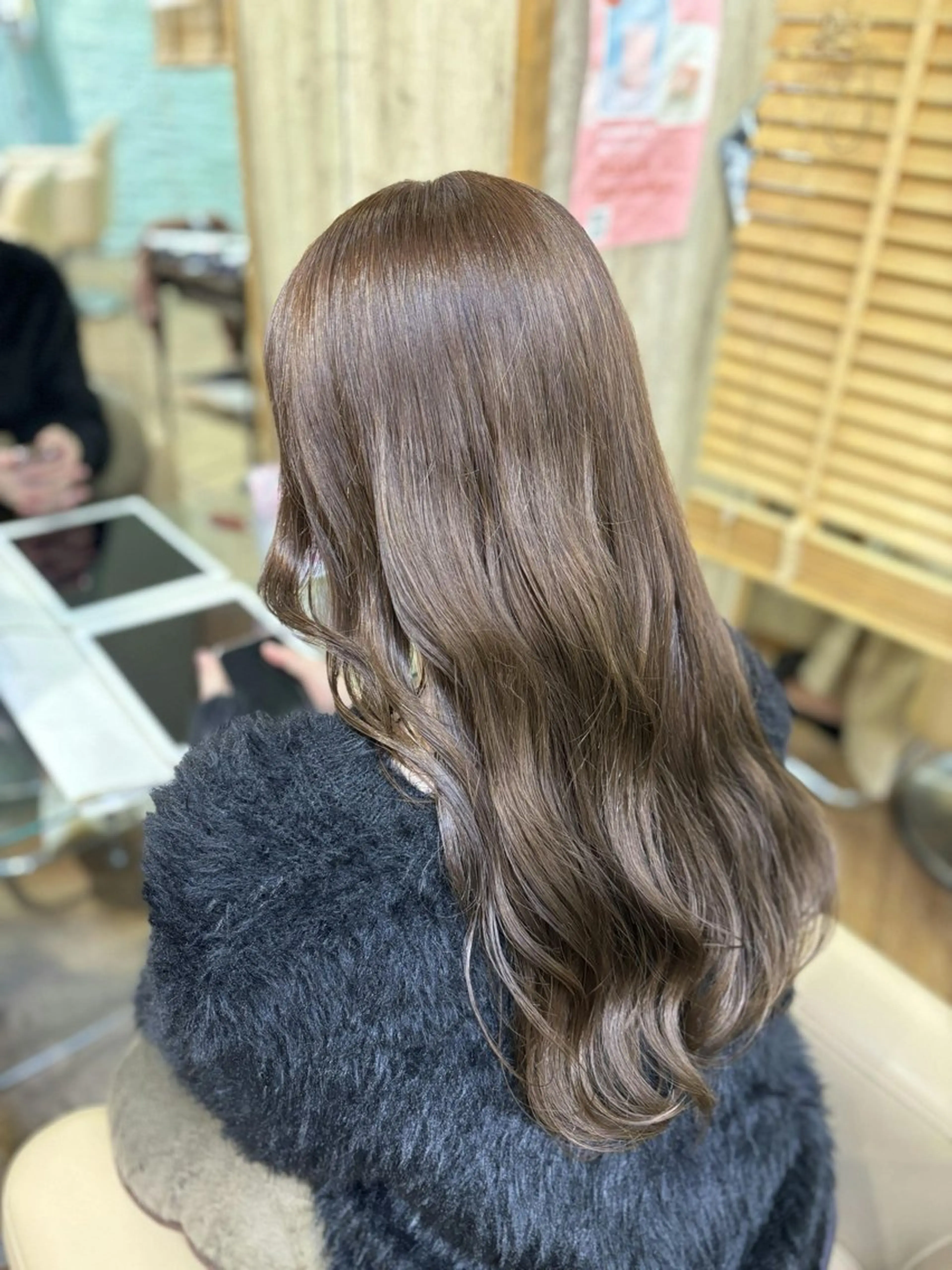 ロング カラー ヘアカラー KUREA /ブリーチ・艶髪モテのヘアスタイル