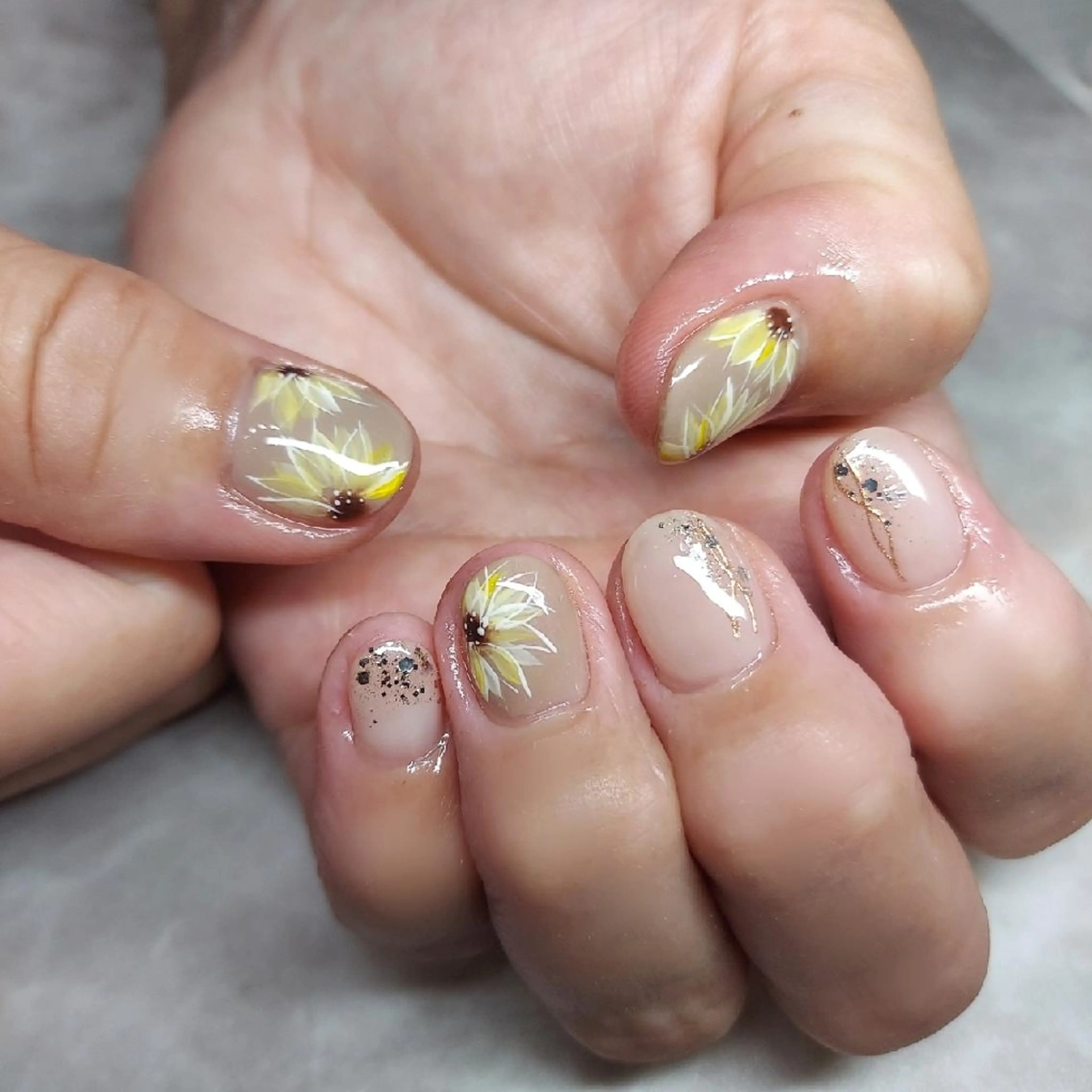 ネイル フラワーネイル マグネットネイル ミラーネイル ニュアンスネイル ハンドネイル 栗東駅 徒歩10分 ネイルサロン ディアのネイルデザイン