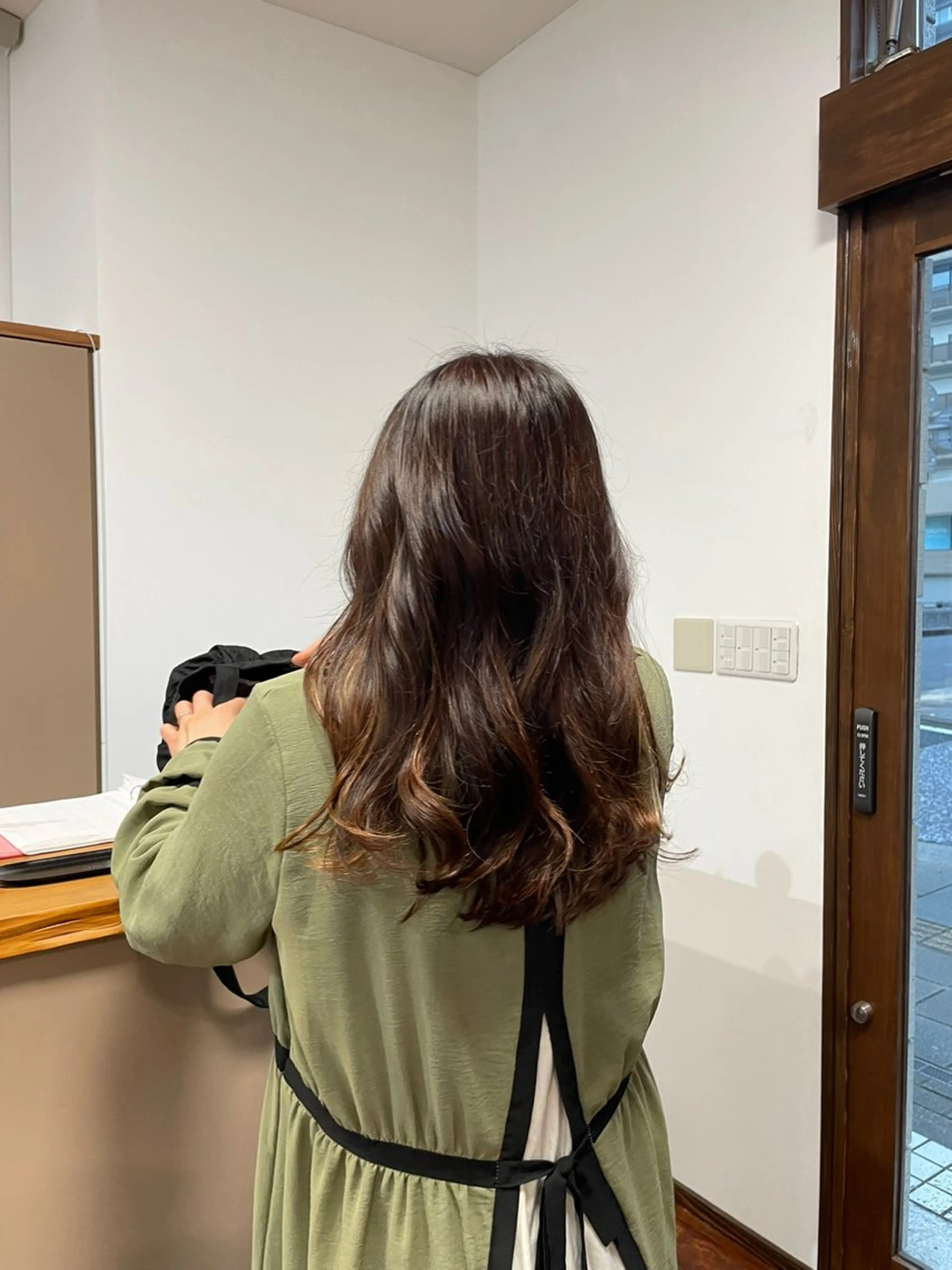 ロング カラー ヘアカラー 上島 未緒のヘアスタイル