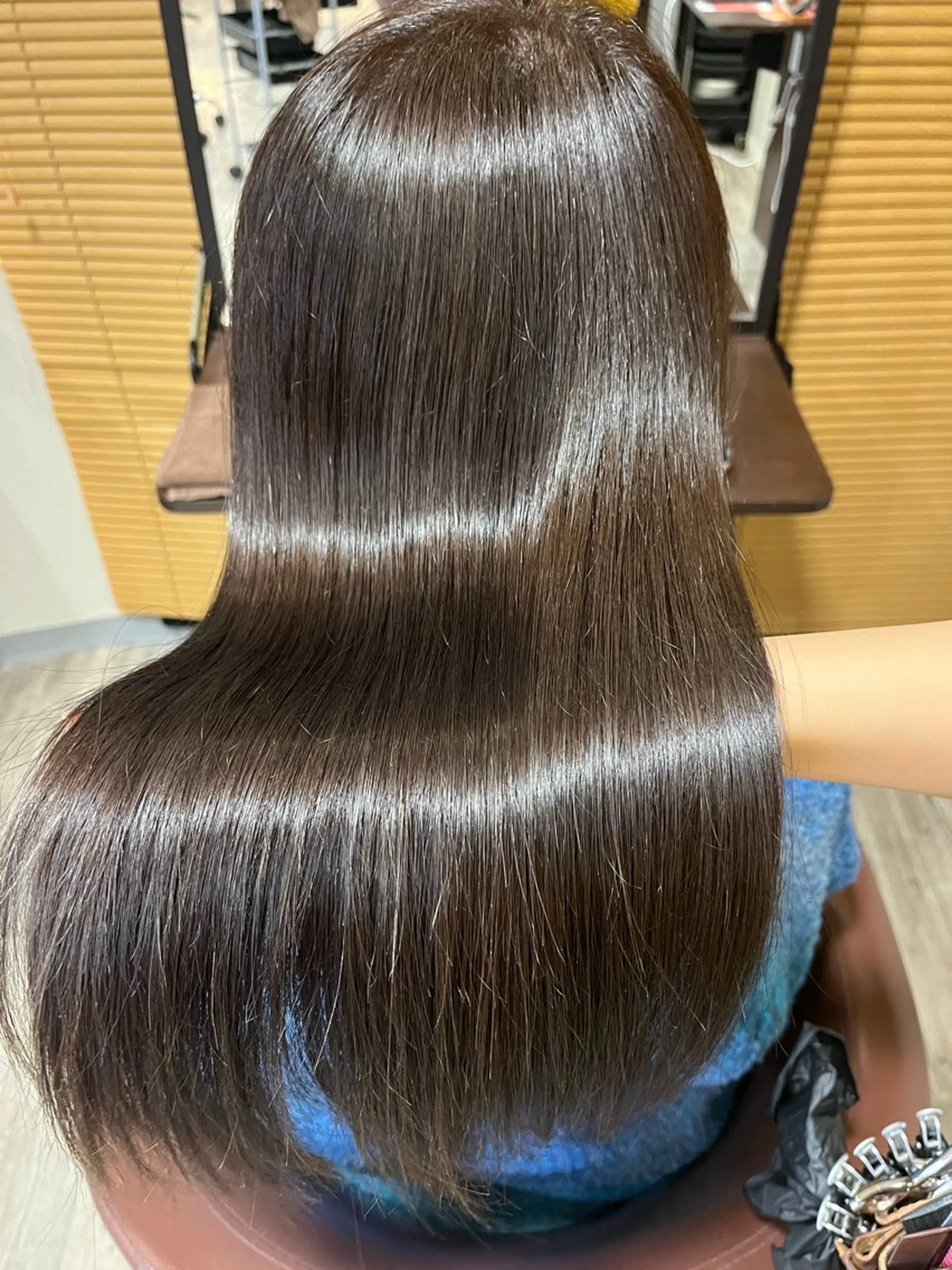 ロング SHIORI💜口コ ミNo.1艶カラーのヘアスタイル