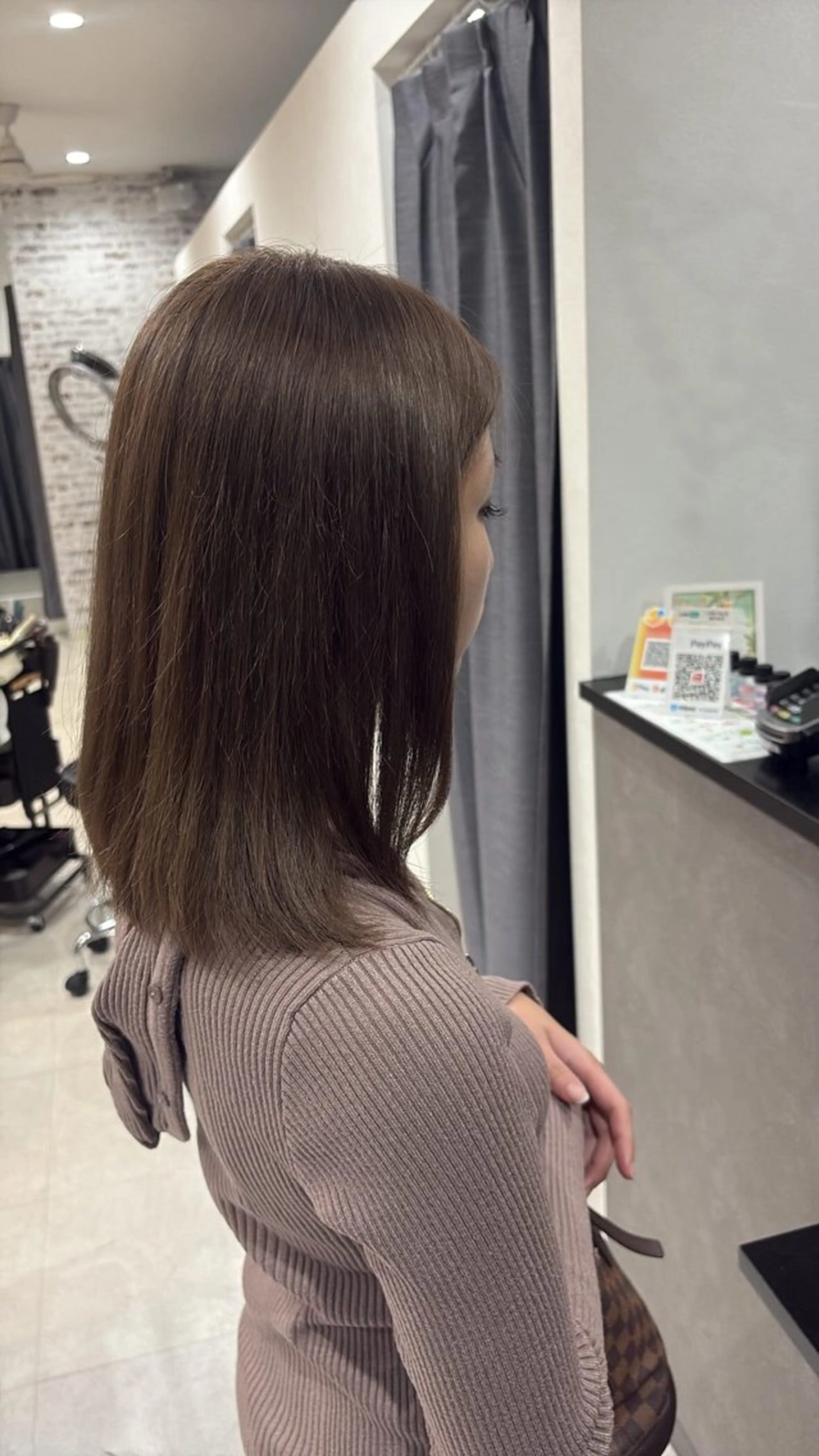 セミロング カット ヘアカラー charm小沢 真澄のヘアスタイル