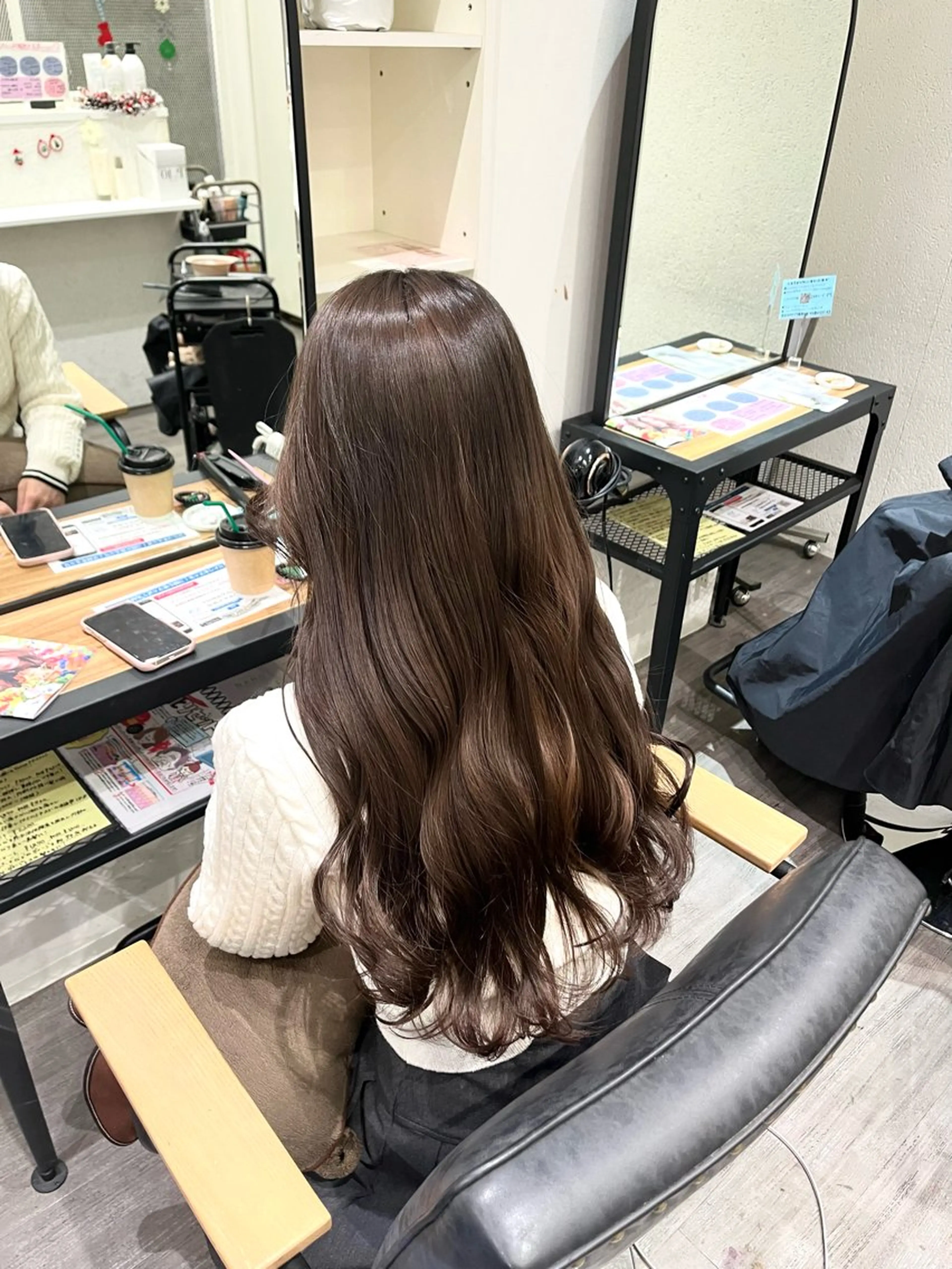 ロング カラー ブラウンカラー チョコレートブラウン ヘアカラー cocotte🫧 絹村 琴美のヘアスタイル