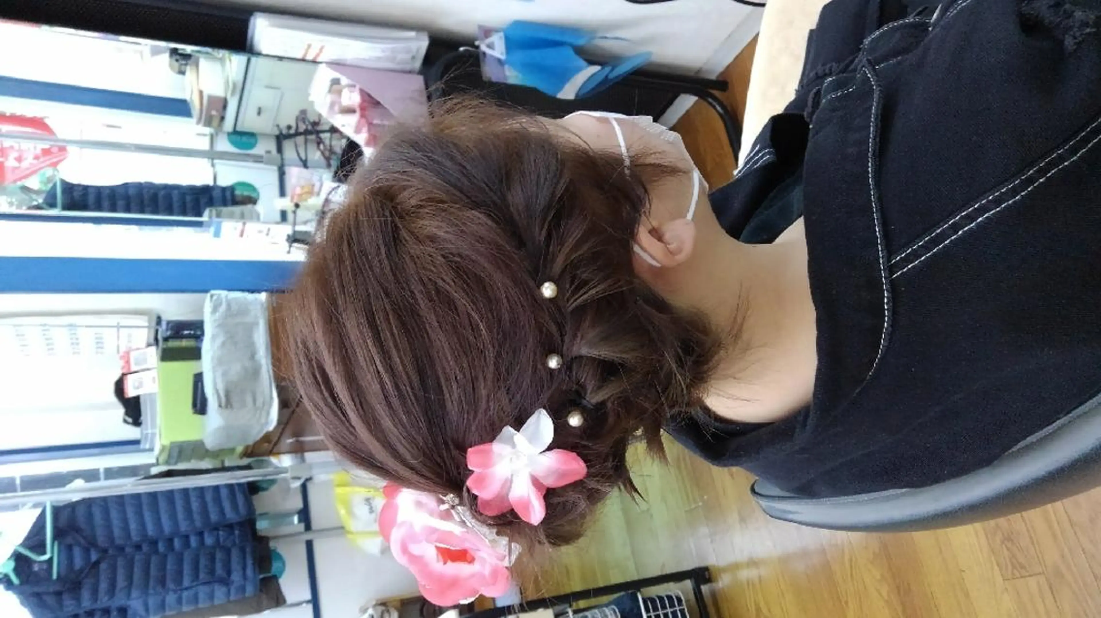 ヘアアレンジ 卒業式のヘアスタイル beauty spa ce FREEDOMのエステ・リラクイメージ