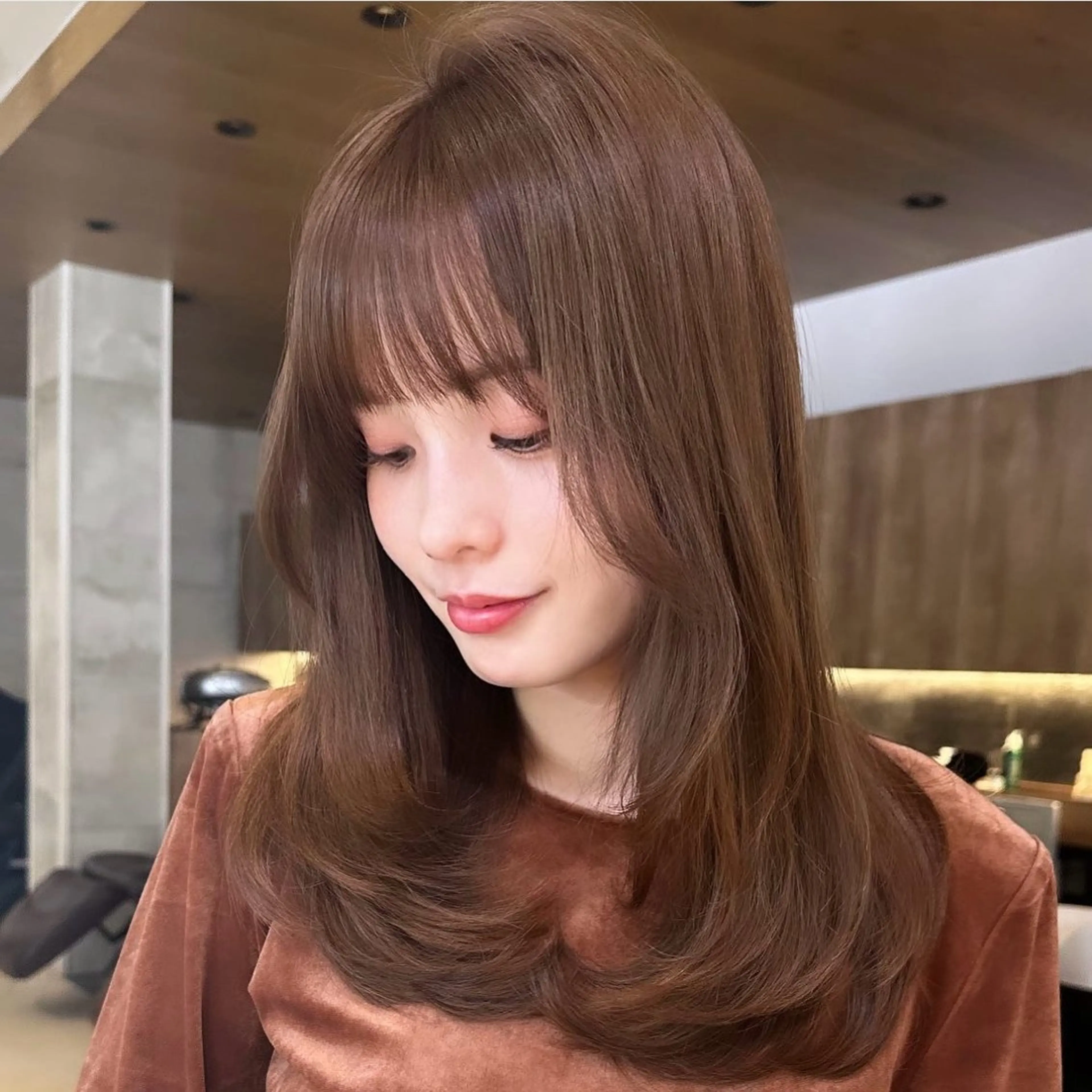 ロング 髙山 莉愛のヘアスタイル