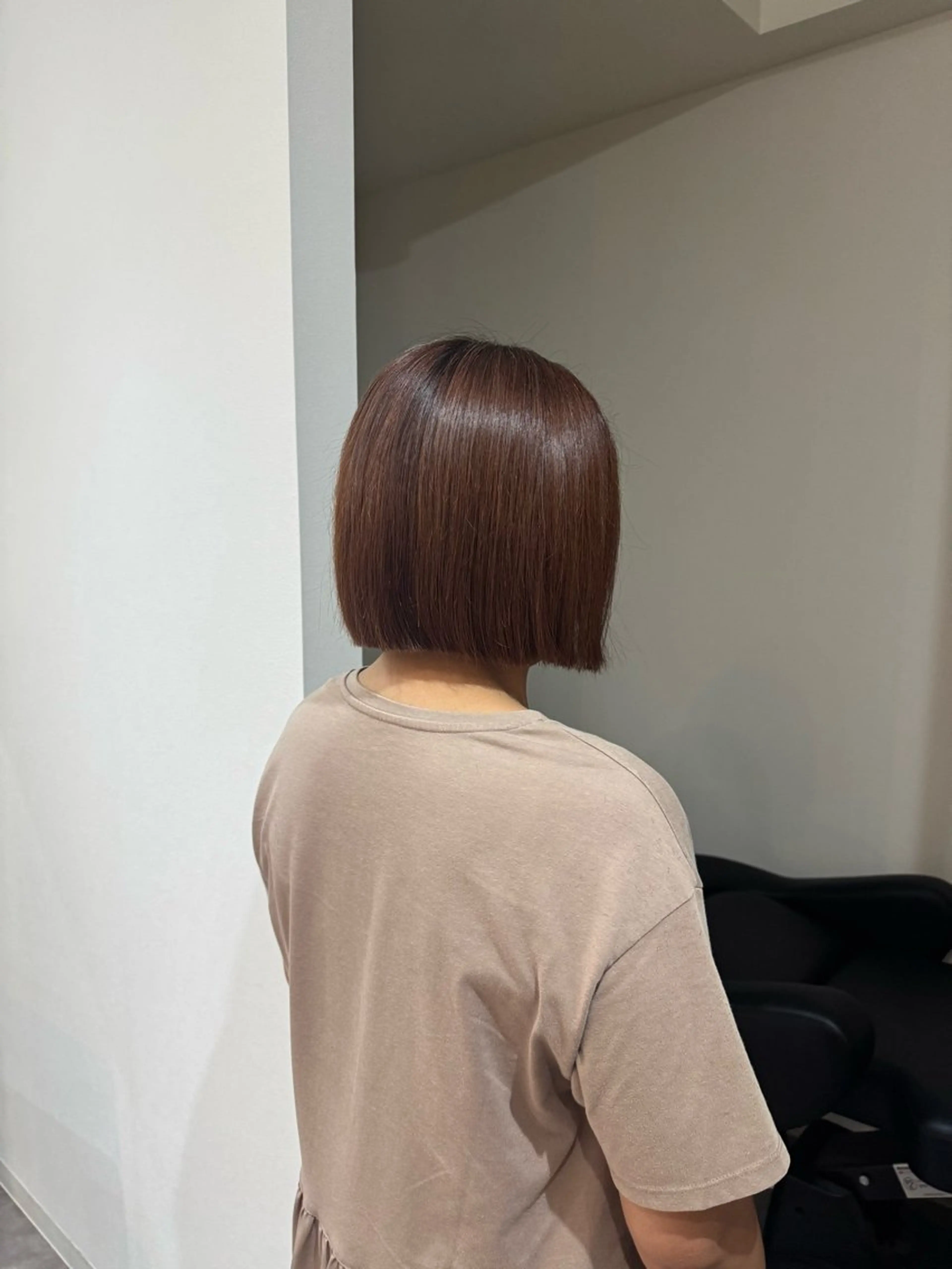 ショート カラー 大人な抜け感レイヤー remi🖤のヘアスタイル