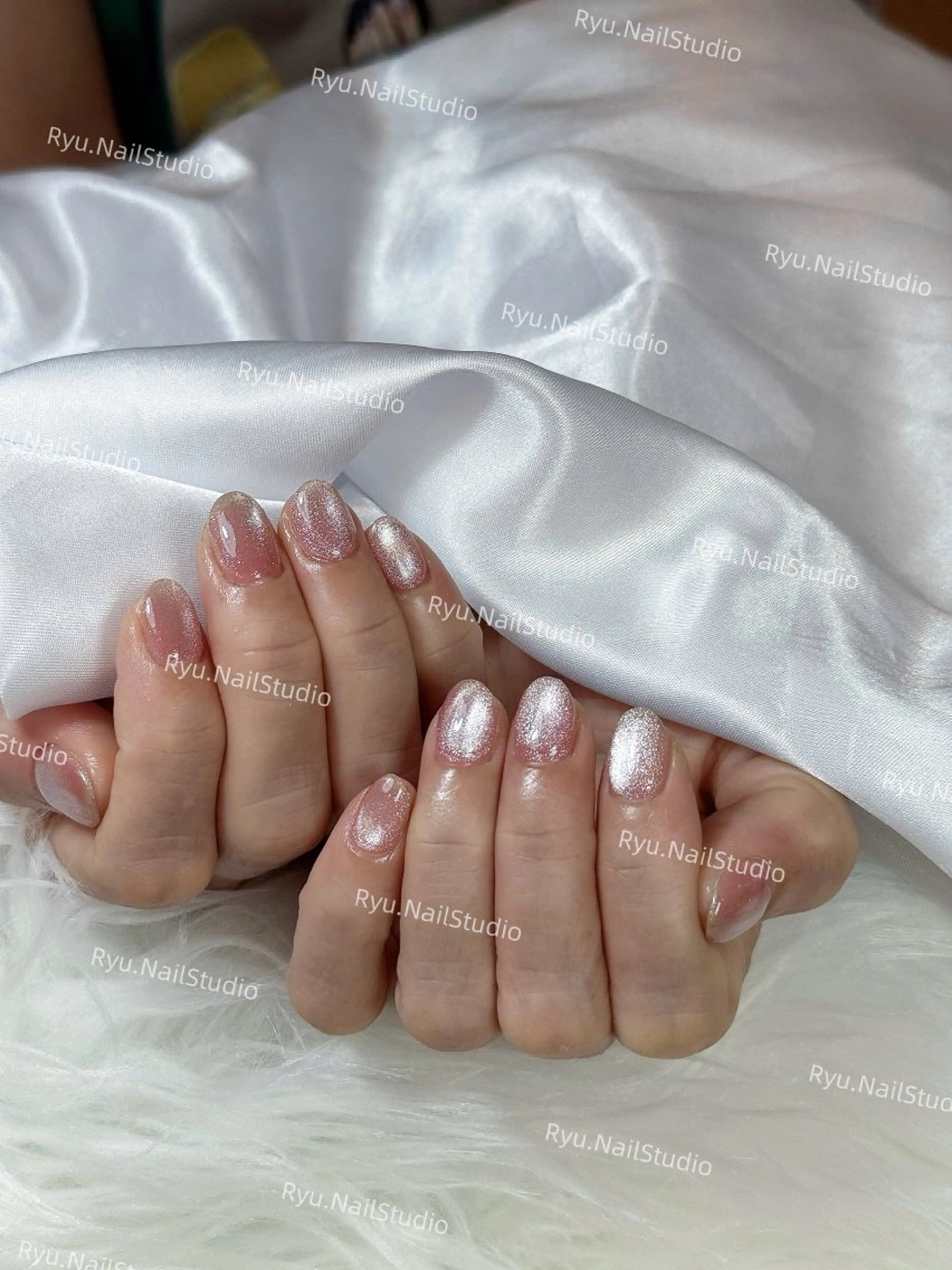 ネイル アートネイル フラワーネイル フレンチネイル ジェルネイル グラデーション ハンドネイル Ryunail所属・Ryu Nail NekoChanのネイルデザイン