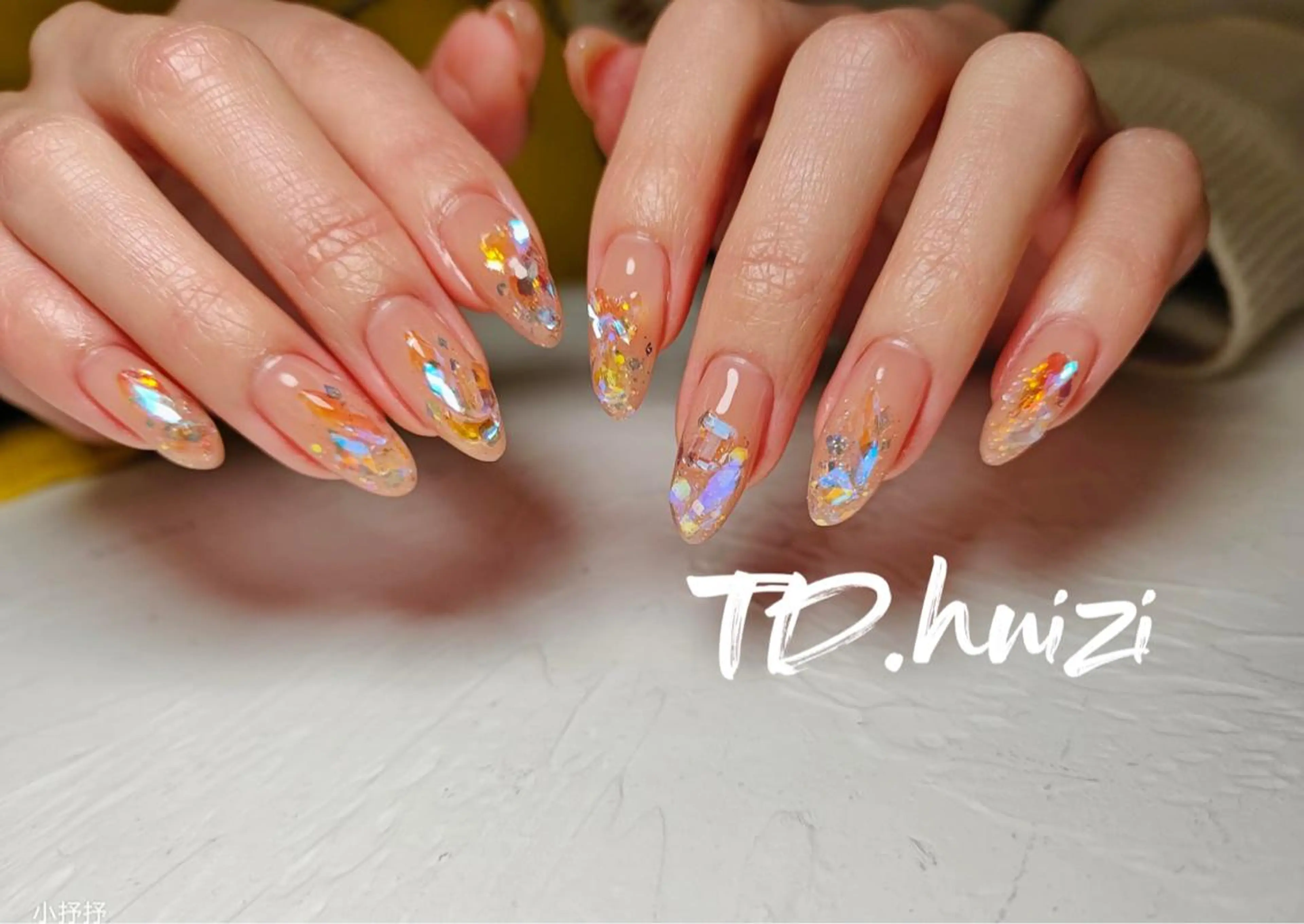 セミロング めぐみのネイルサロン スタッフ練習のネイルデザイン