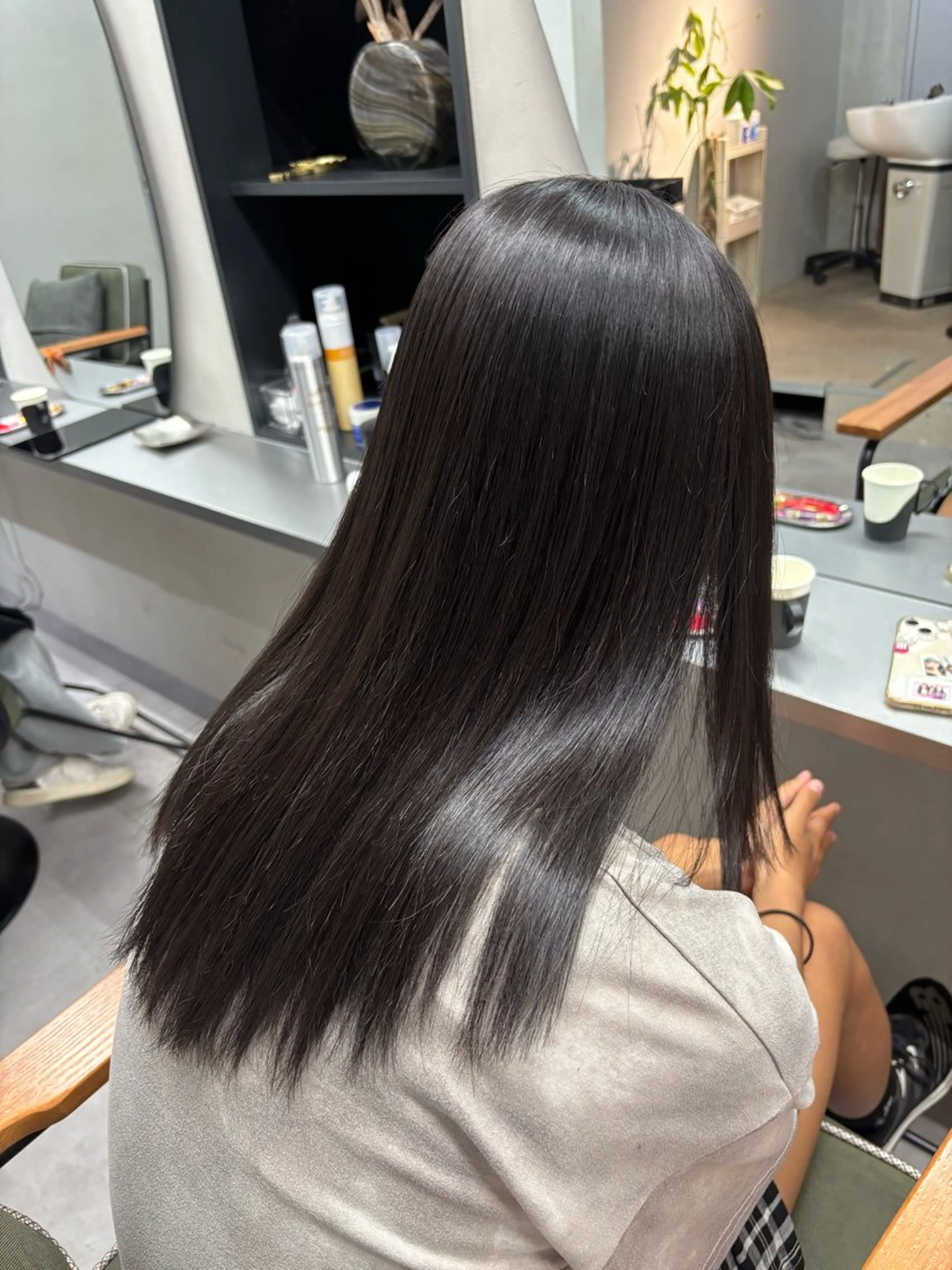 人気NO.1🎶美髪ストレート✨️+美髪トリートメント✨️（カット込）の写真