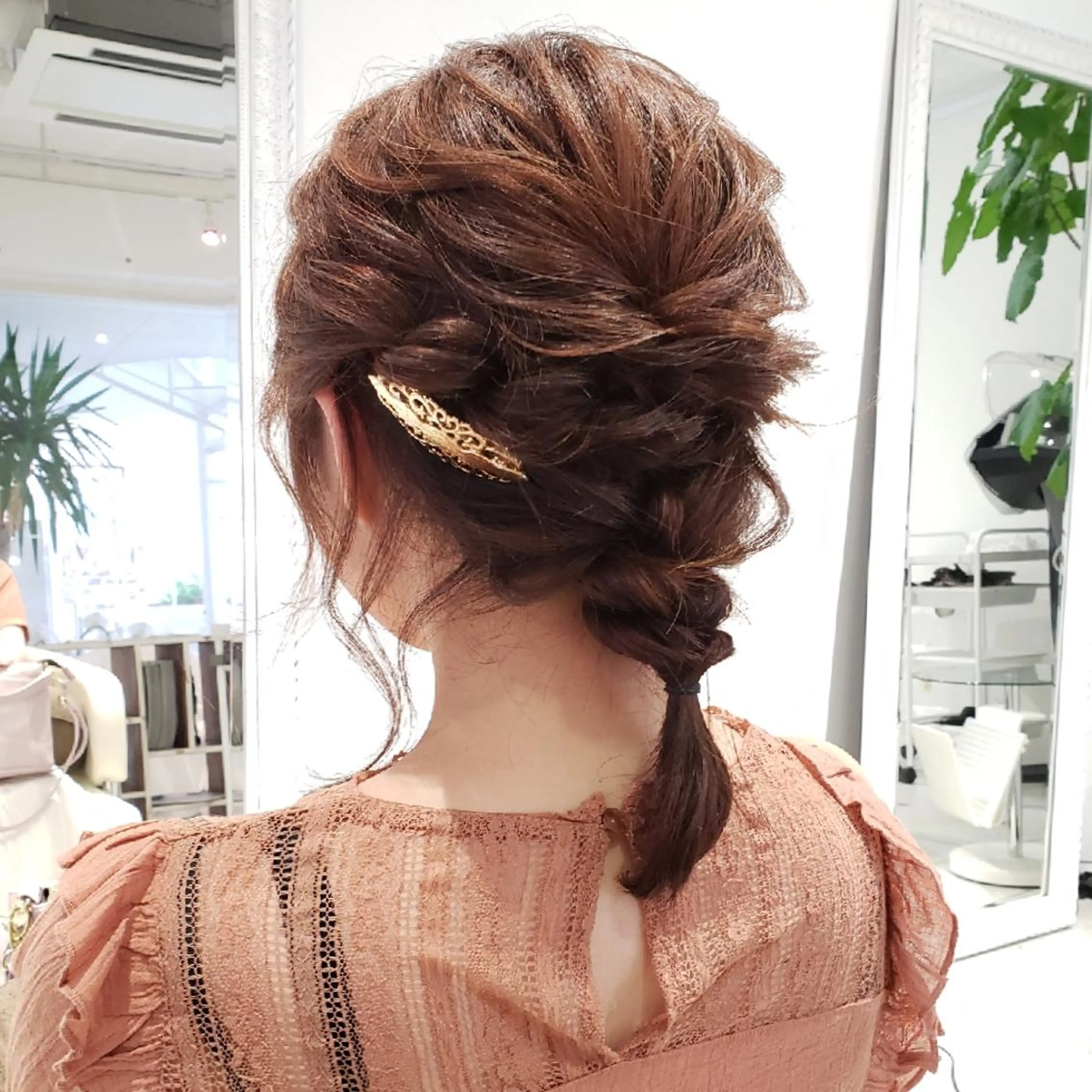 ミディアム ヘアアレンジ 樋口 千尋のヘアスタイル