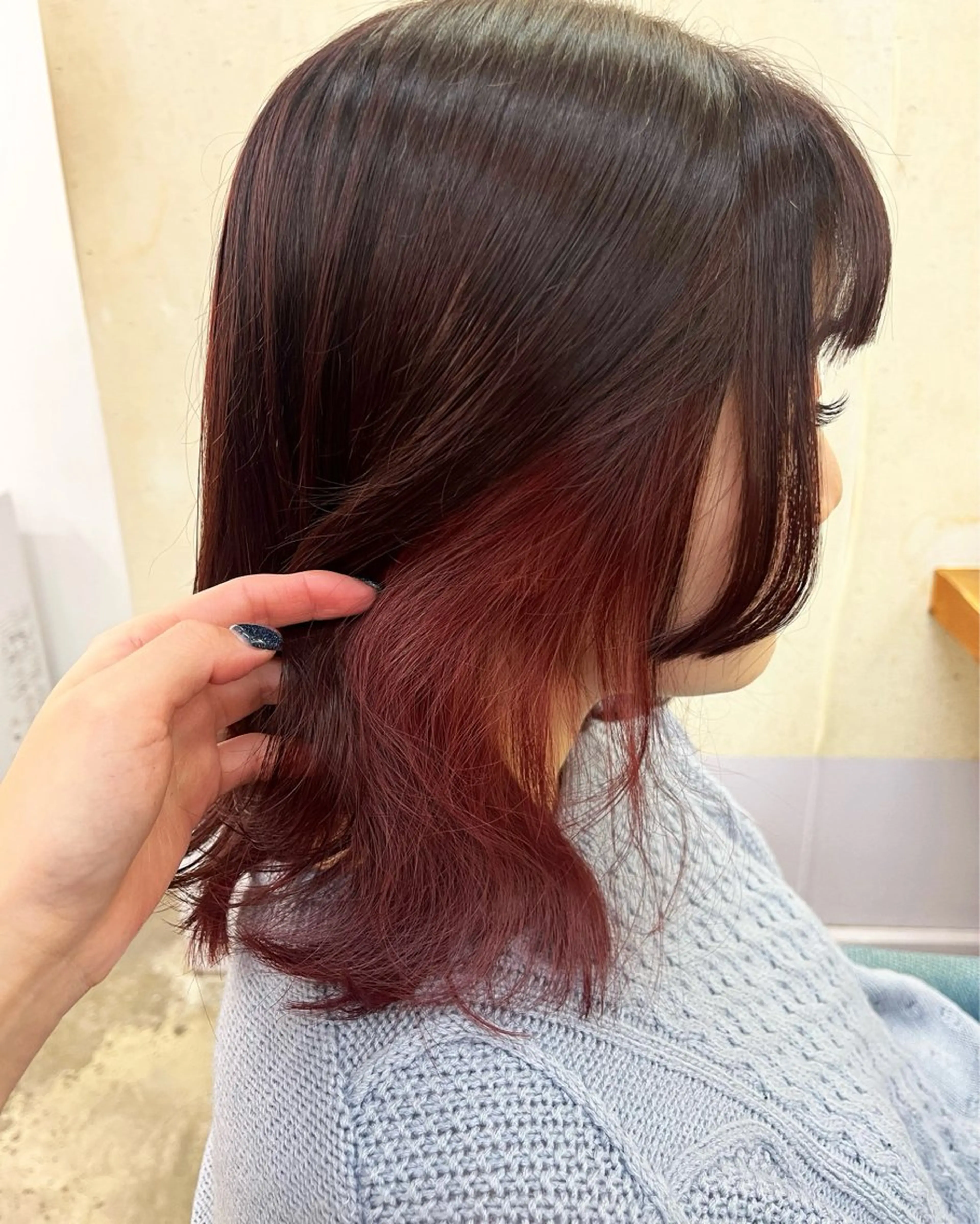 ミディアム カラー i sのヘアスタイル