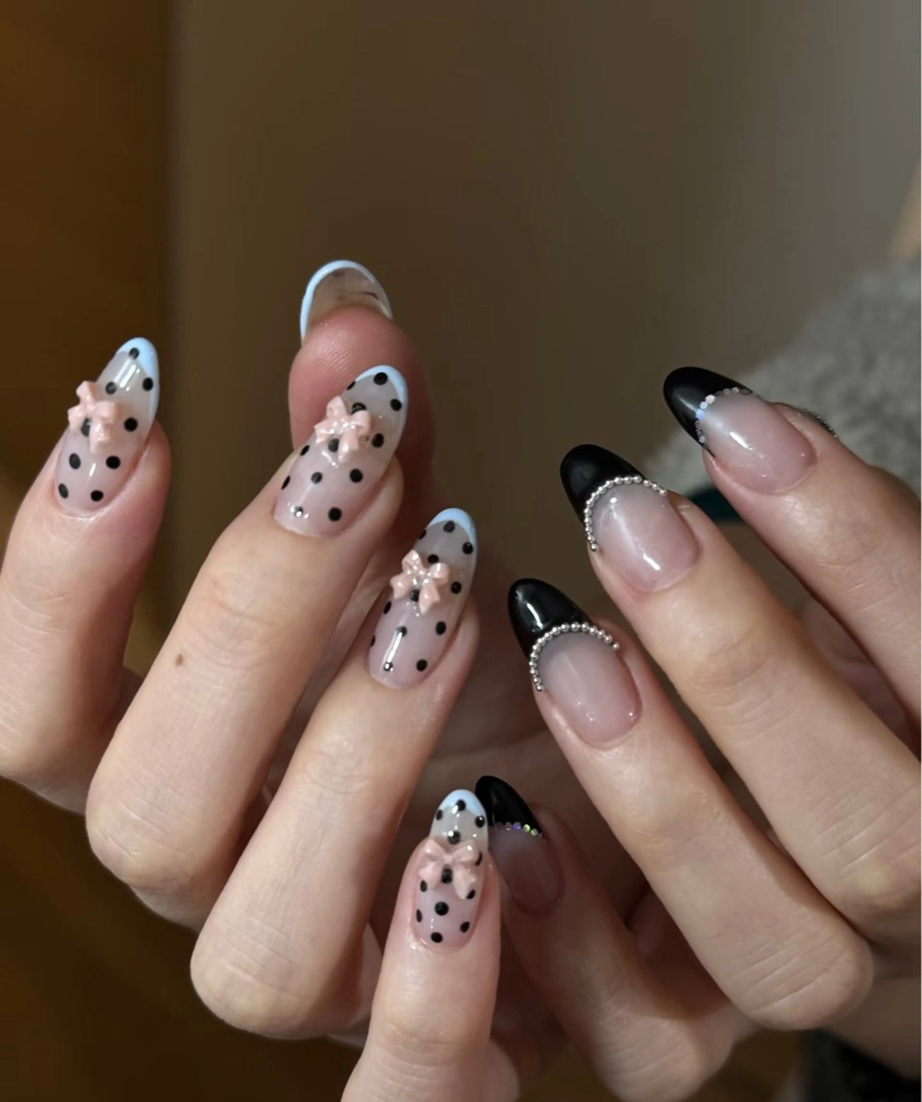 ネイル チークネイル フレンチネイル ジェルネイル ガーリー キラキラネイル ハンドネイル 高橋 雪のネイルデザイン