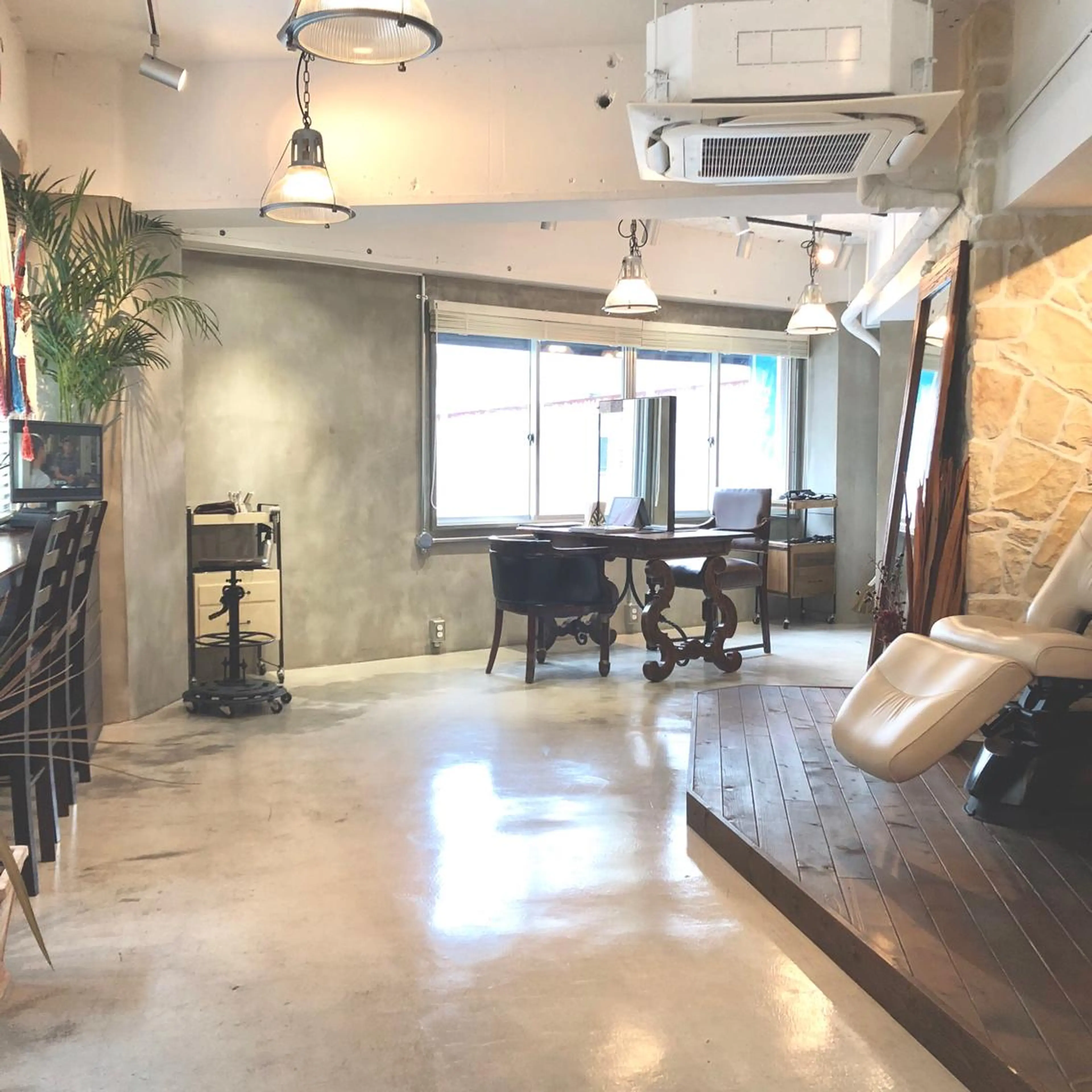 las PAVILIONのヘアスタイル