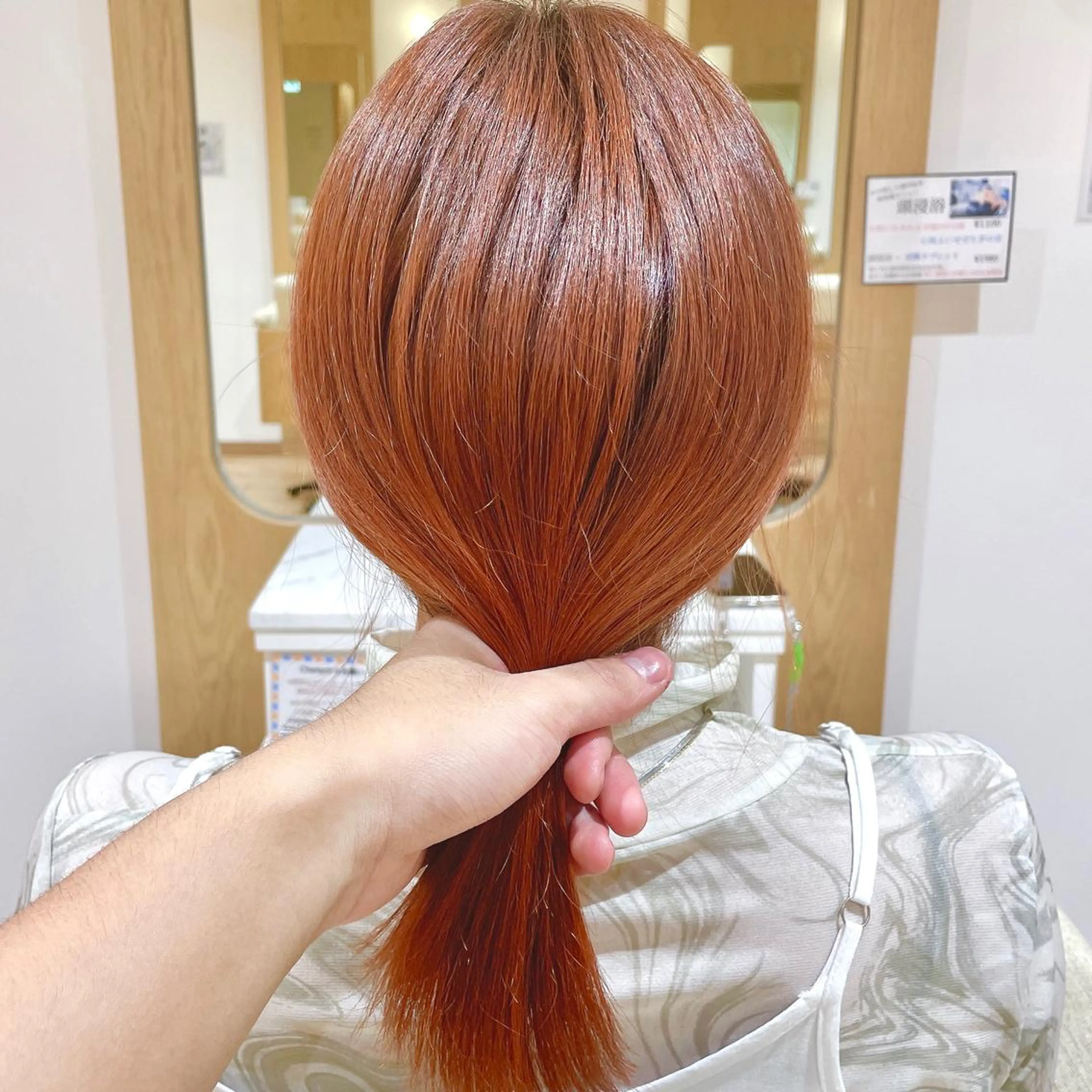 ミディアム カラー オレンジ カット ヘアカラー ✨受賞歴多数✨ボブ• ショート🕊藤原朋也のヘアスタイル