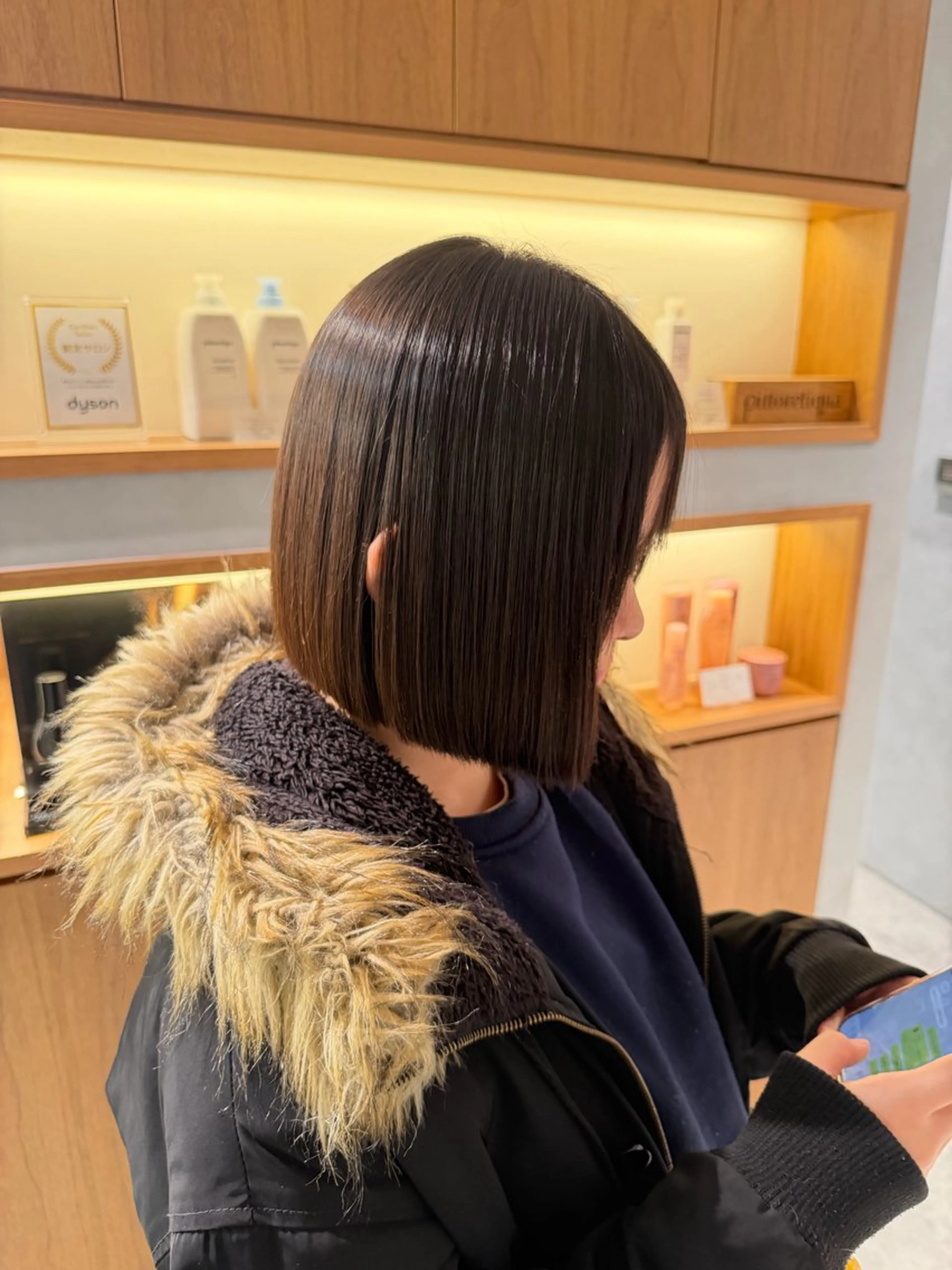 ショート パーマ ボブ 地毛風ストレート /うえゆーのヘアスタイル