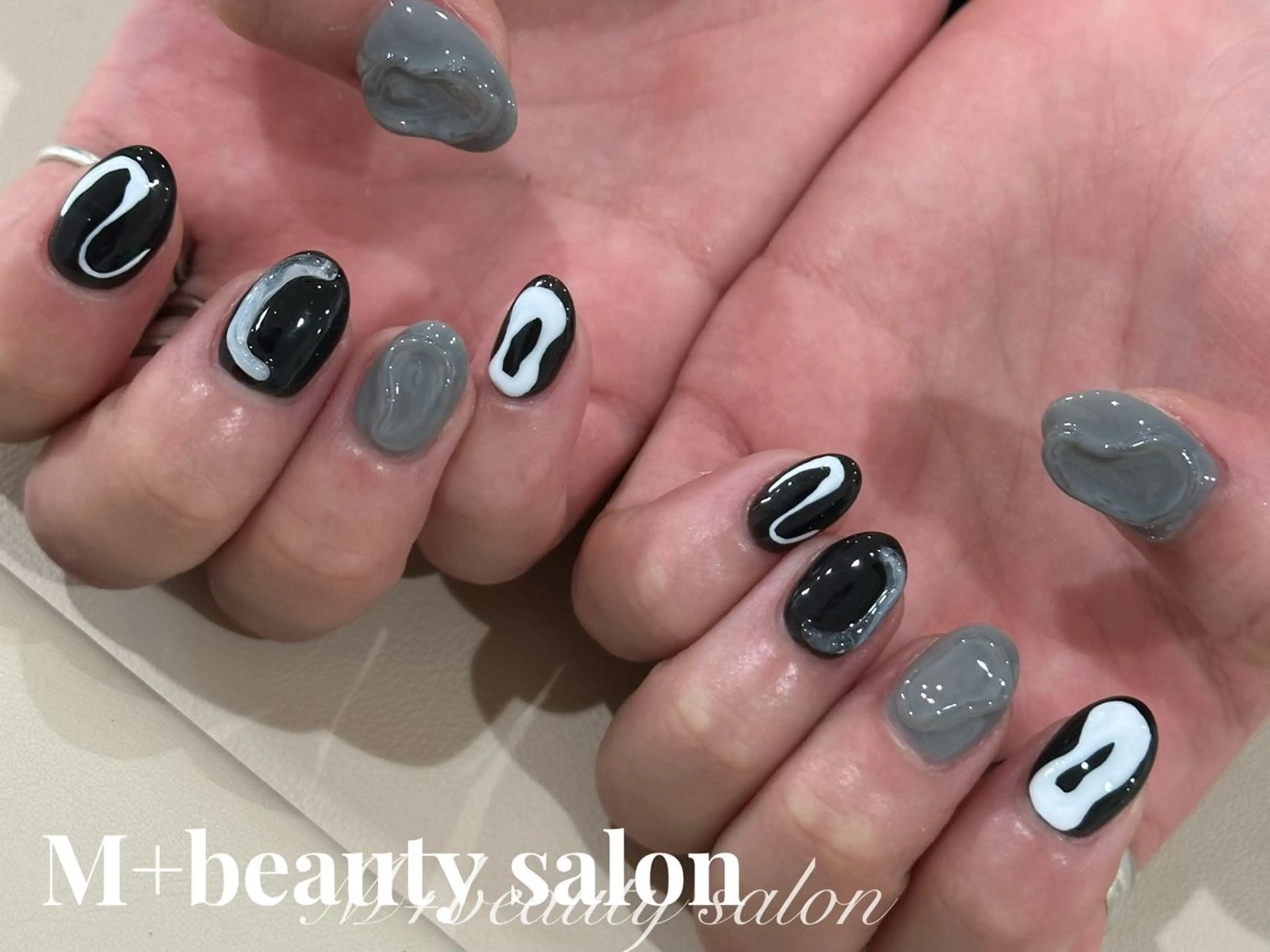 ネイル M+  Beauty Salonのネイルデザイン