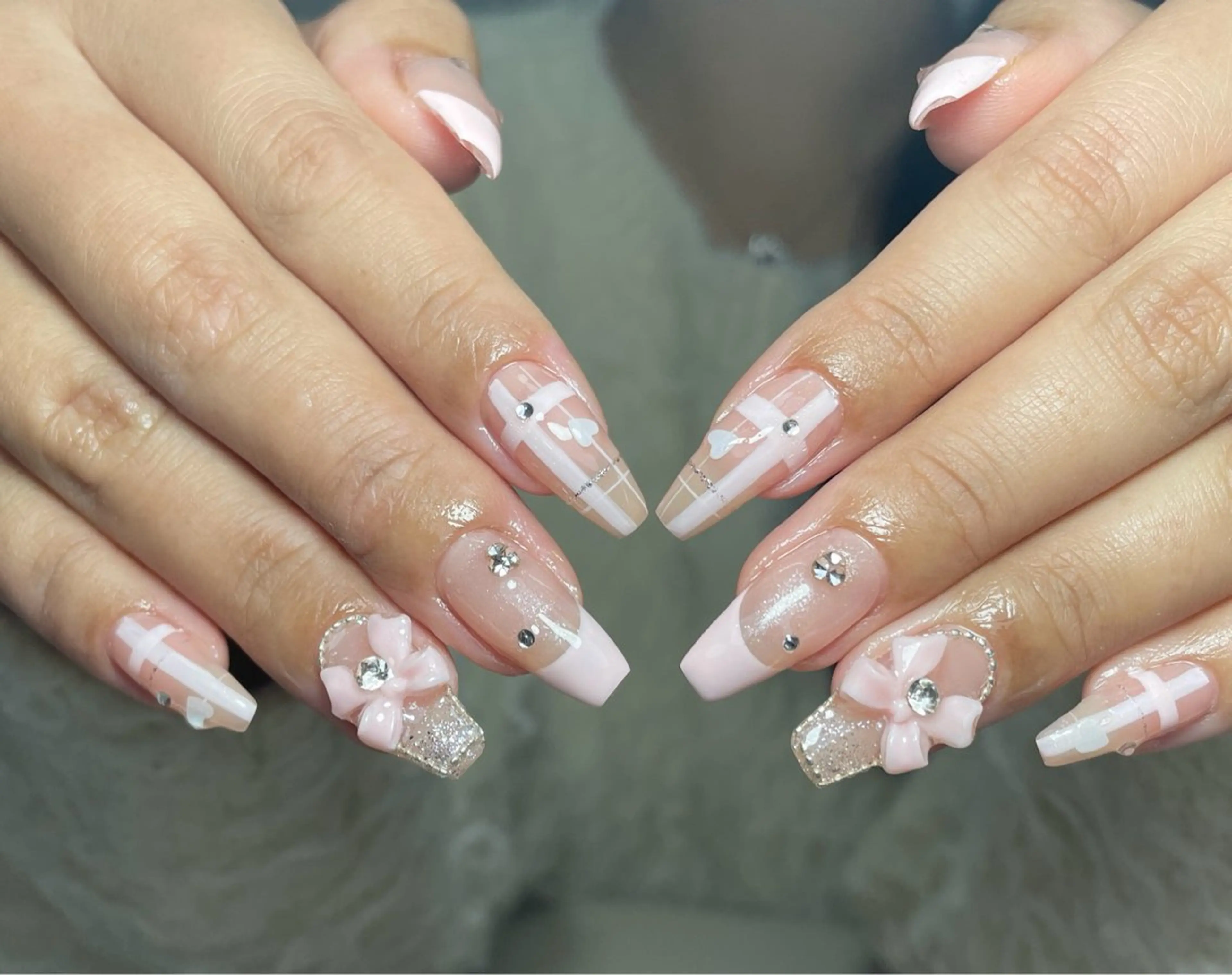 ネイル ハンドネイル ハンドケア 🍑 momo_nailのネイルデザイン