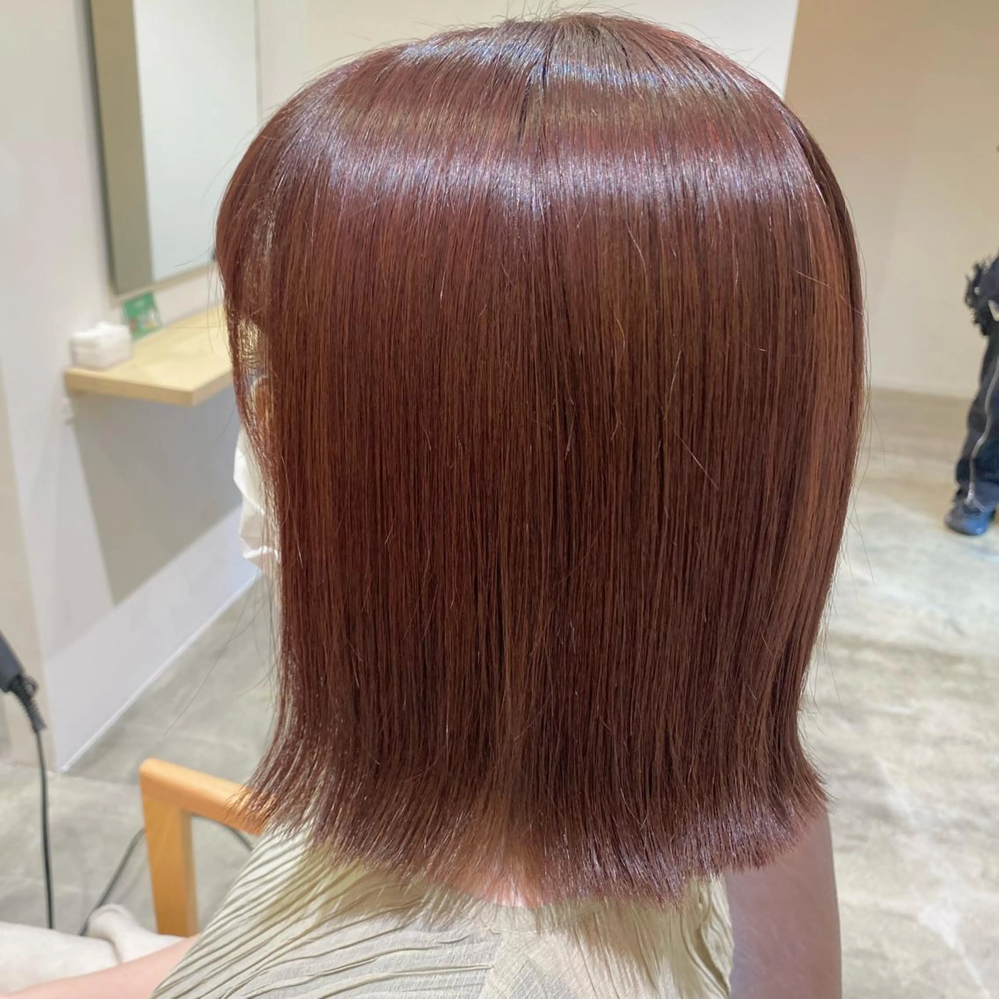 ミディアム カラー ミディアムパーマ バレイヤージュ ブラウンカラー イヤリングカラー グラデーションカラー ブリーチなしWカラー /酸性ストレート河本のヘアスタイル